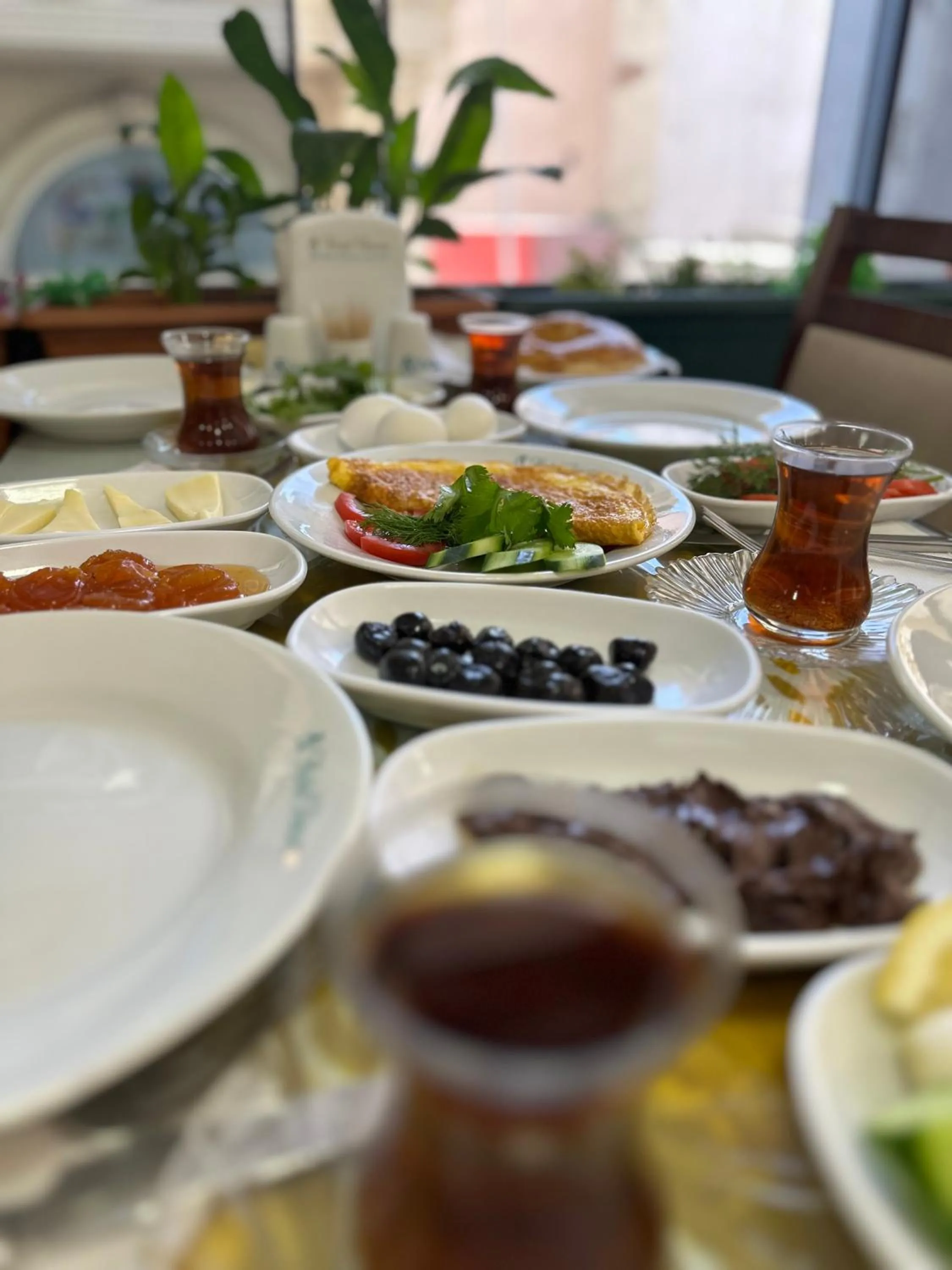 Restaurant/places to eat in Amore Hotel Istanbul