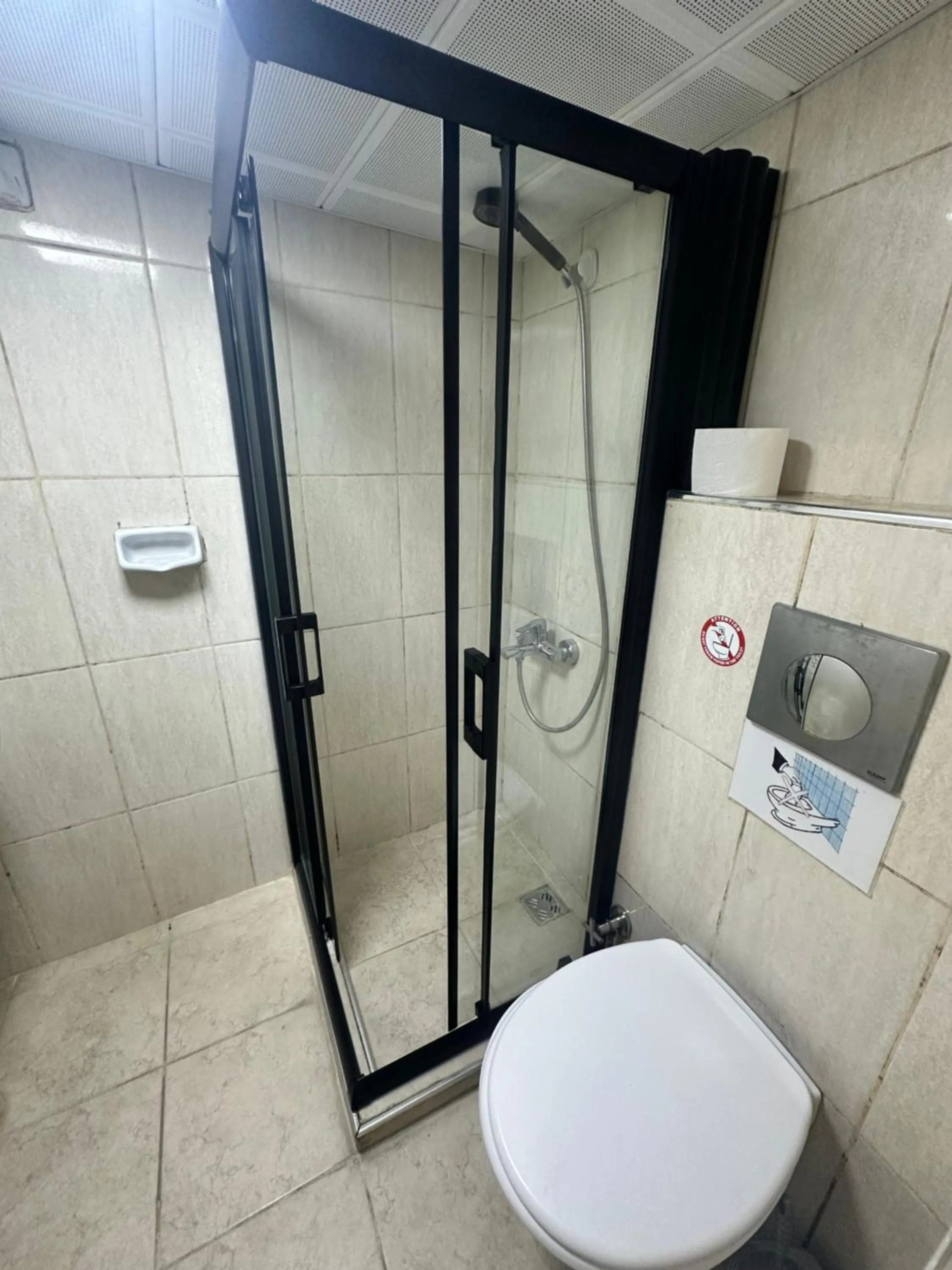 Shower in Amore Hotel Istanbul