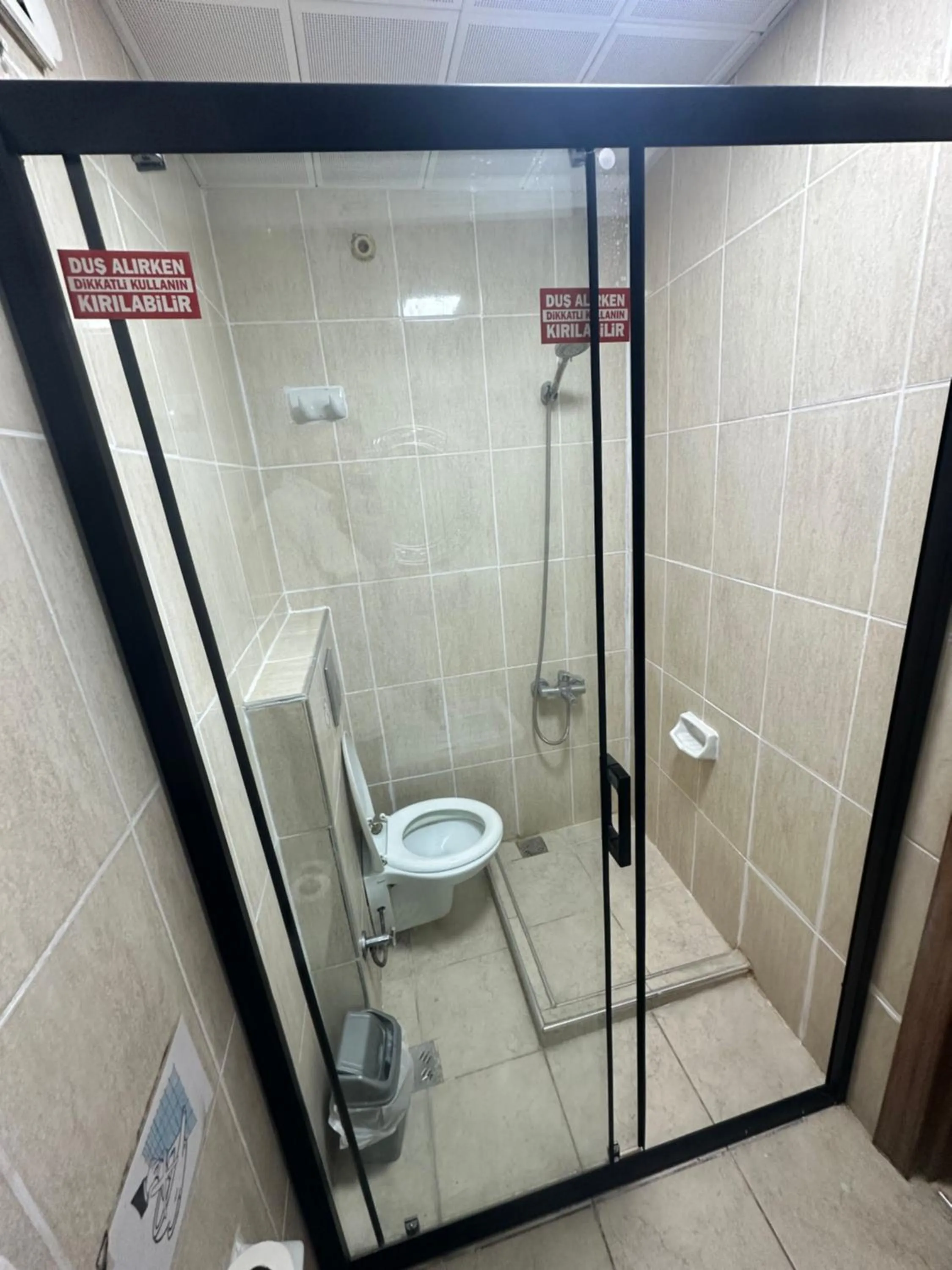 Shower in Amore Hotel Istanbul