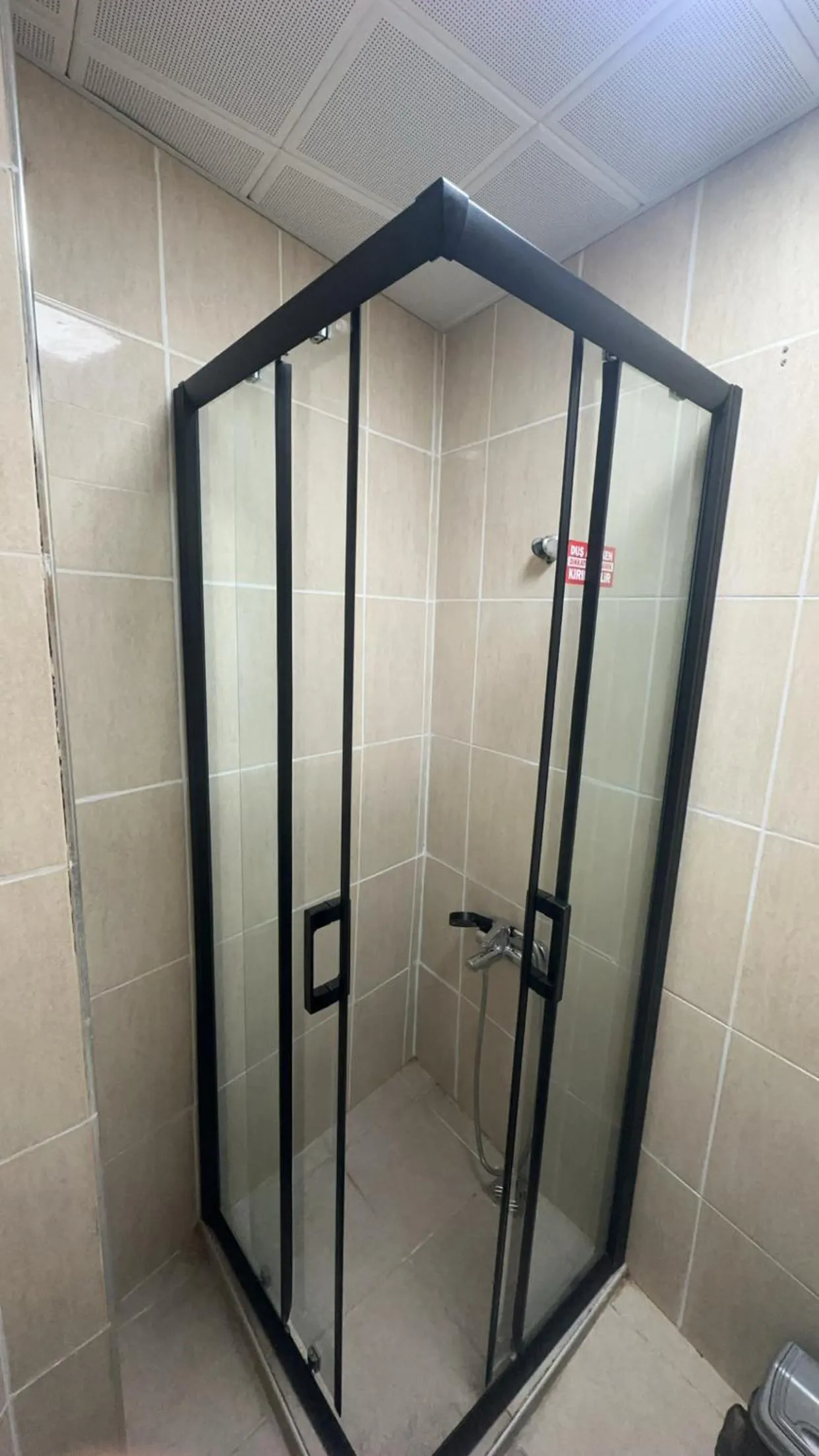 Shower in Amore Hotel Istanbul