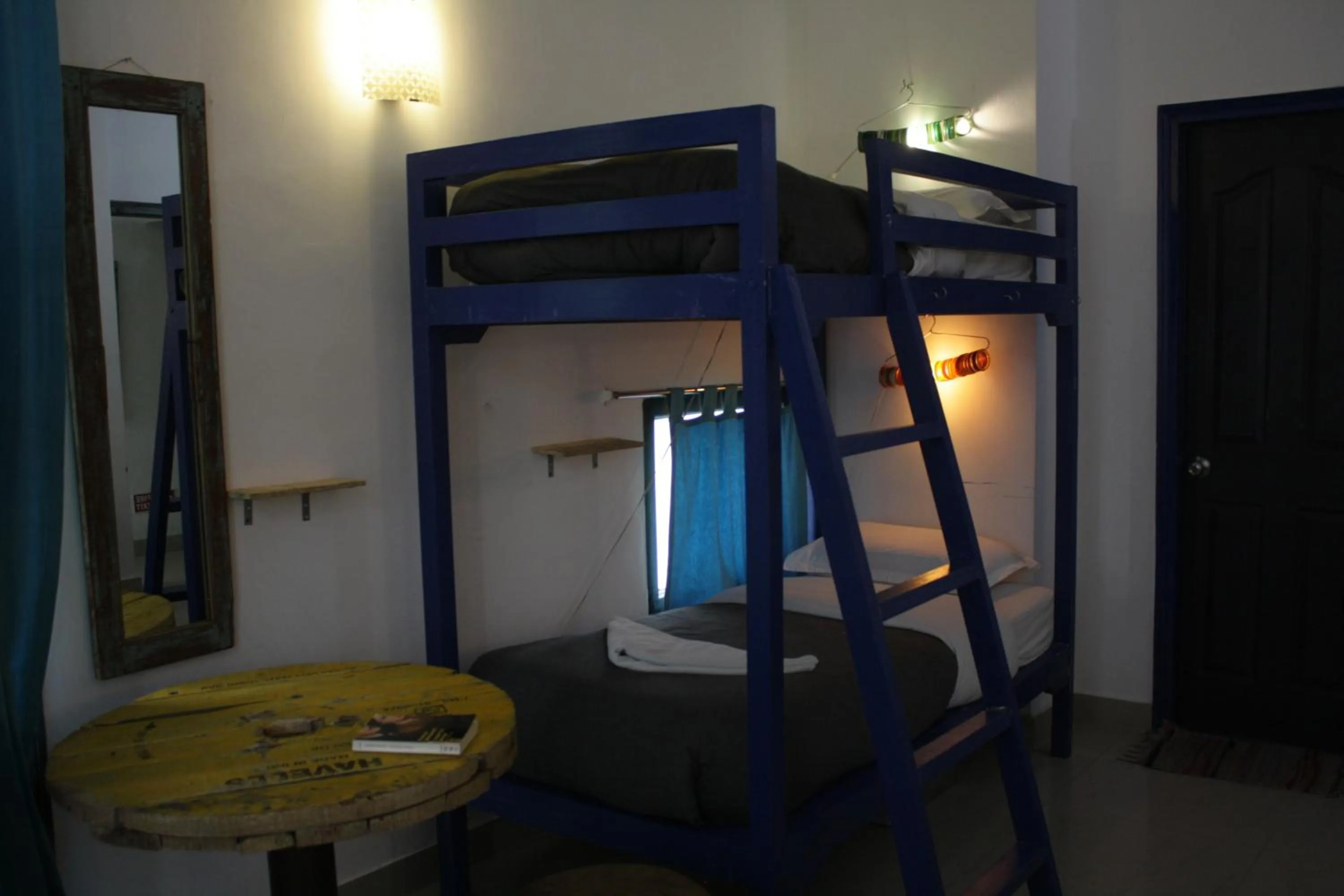 Photo of the whole room, Bed in Bed & Chai Guesthouse