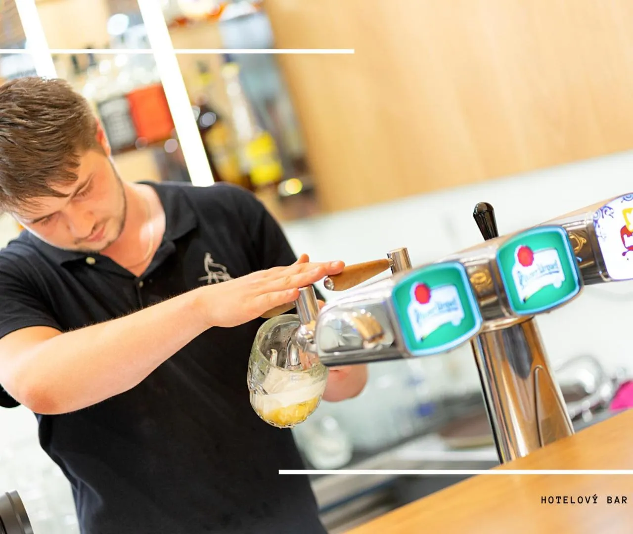 Lounge or bar in Hotel Kamzík ***