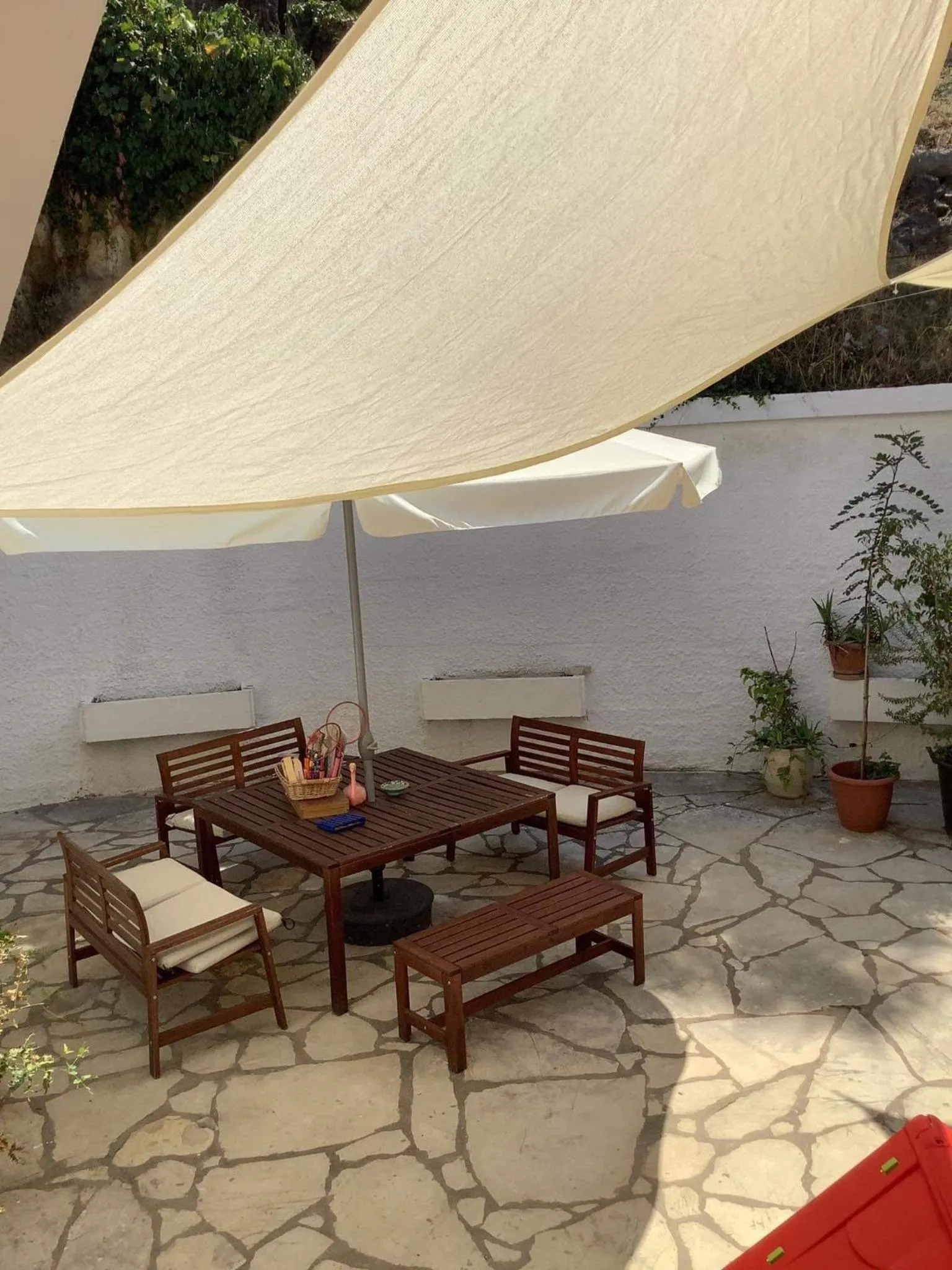 Patio in DVLNG 2 Bedroom & Dining Room Apartment