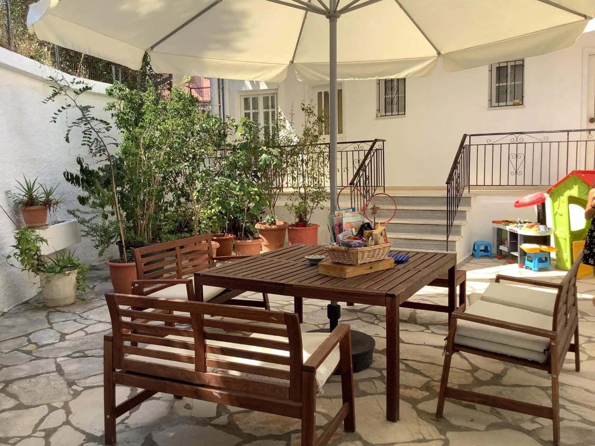 Inner courtyard view in DVLNG 2 Bedroom & Dining Room Apartment