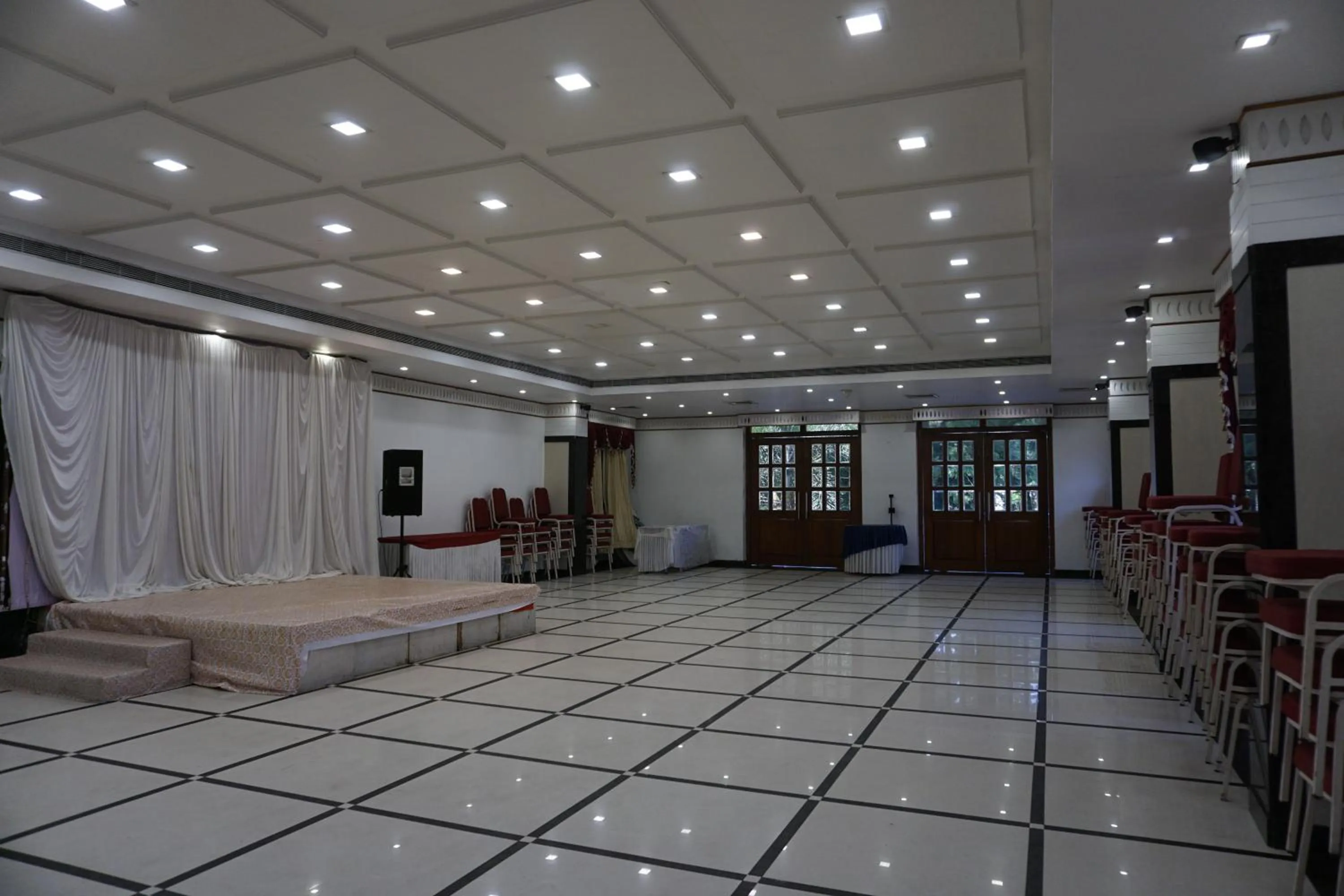 Banquet/Function facilities in Kingscross Residency