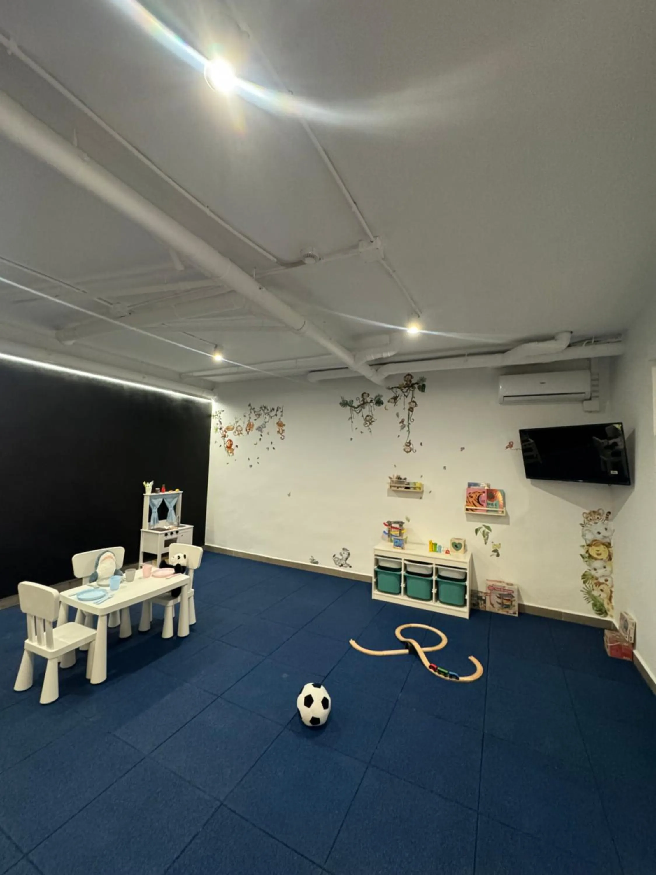 Children play ground in Residencia Mediterraneo
