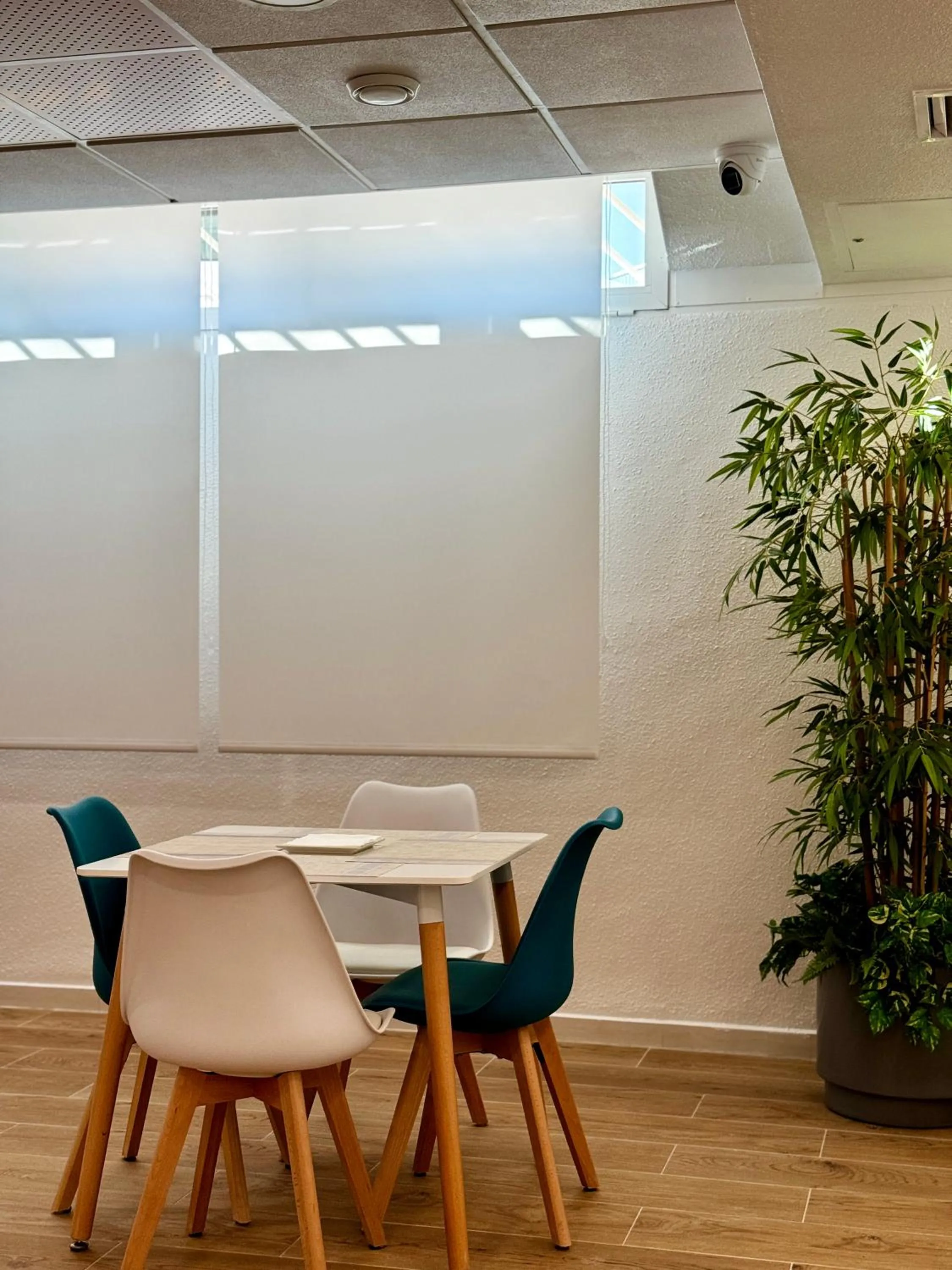 Dining area in Residencia Mediterraneo