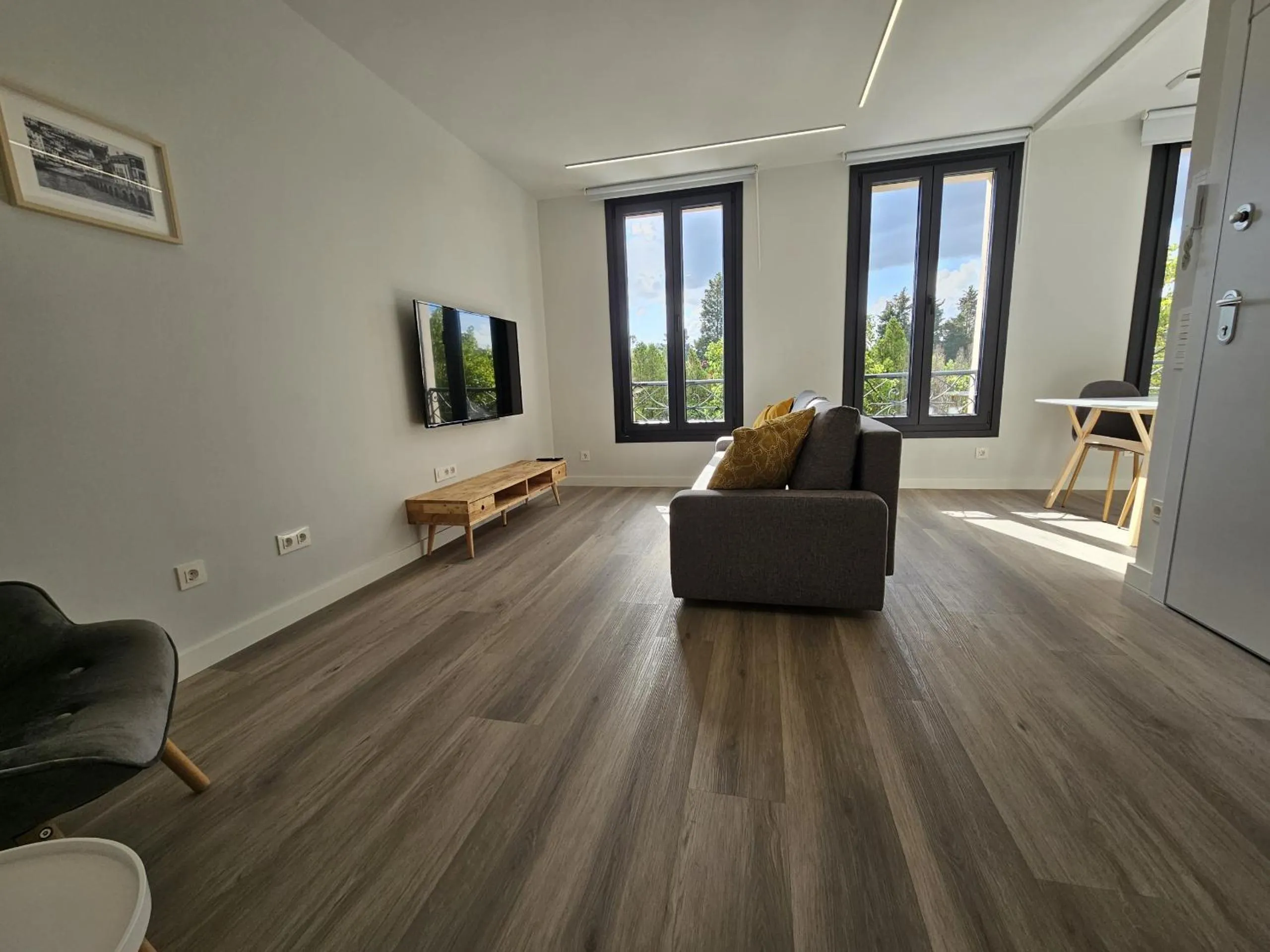 1B105 Bonito apartamento en zona exclusiva by R2R Consulting