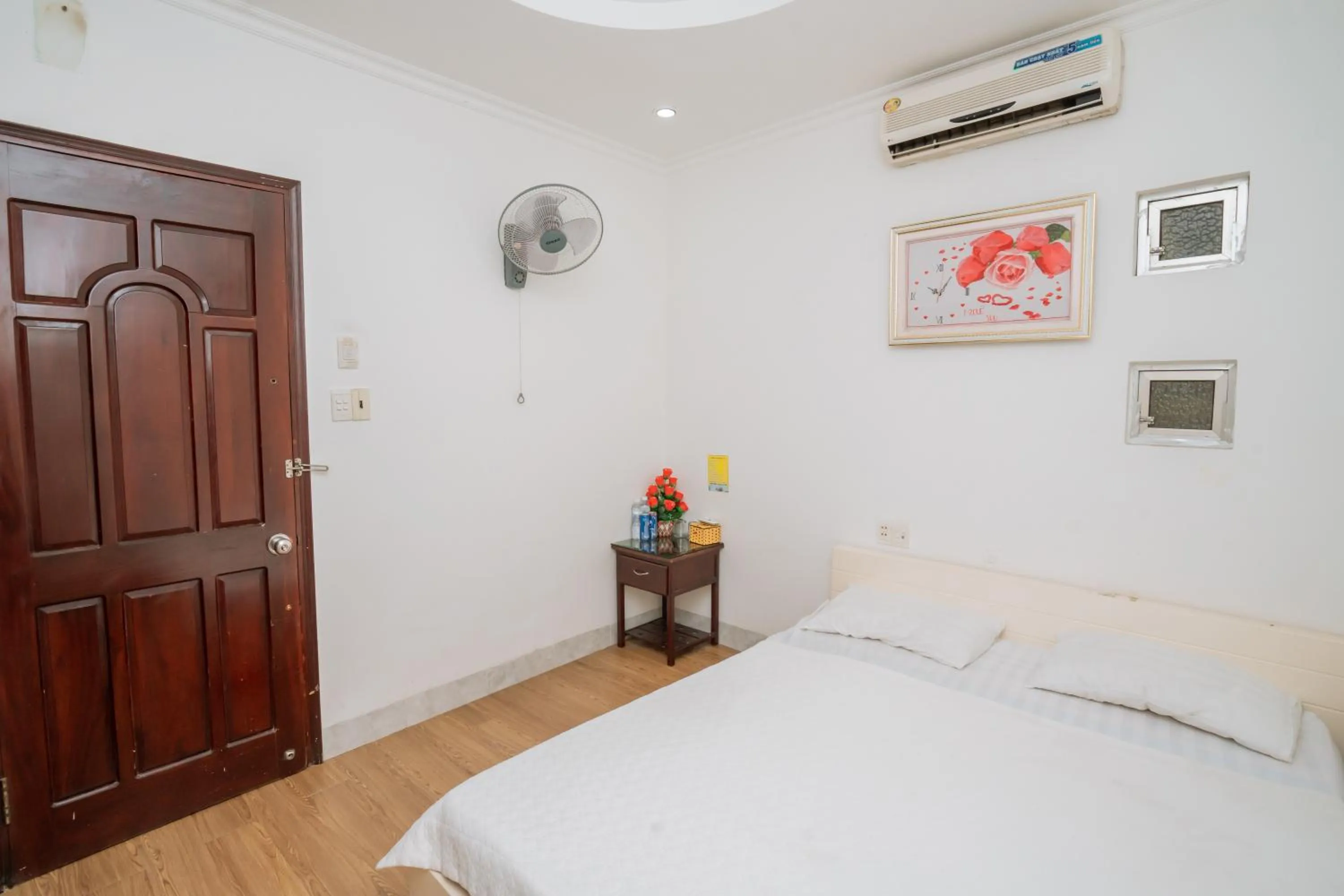 Bedroom, Bed in Triệu Vũ Hotel & Apartment