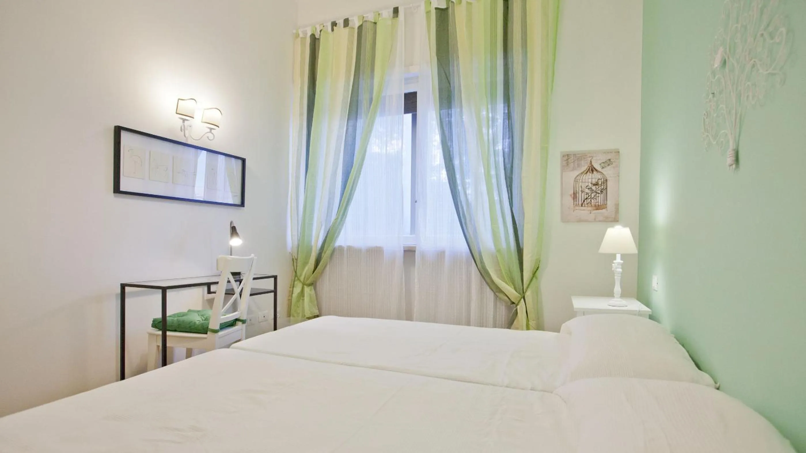 Bedroom, Bed in Circo Massimo Apartment 2