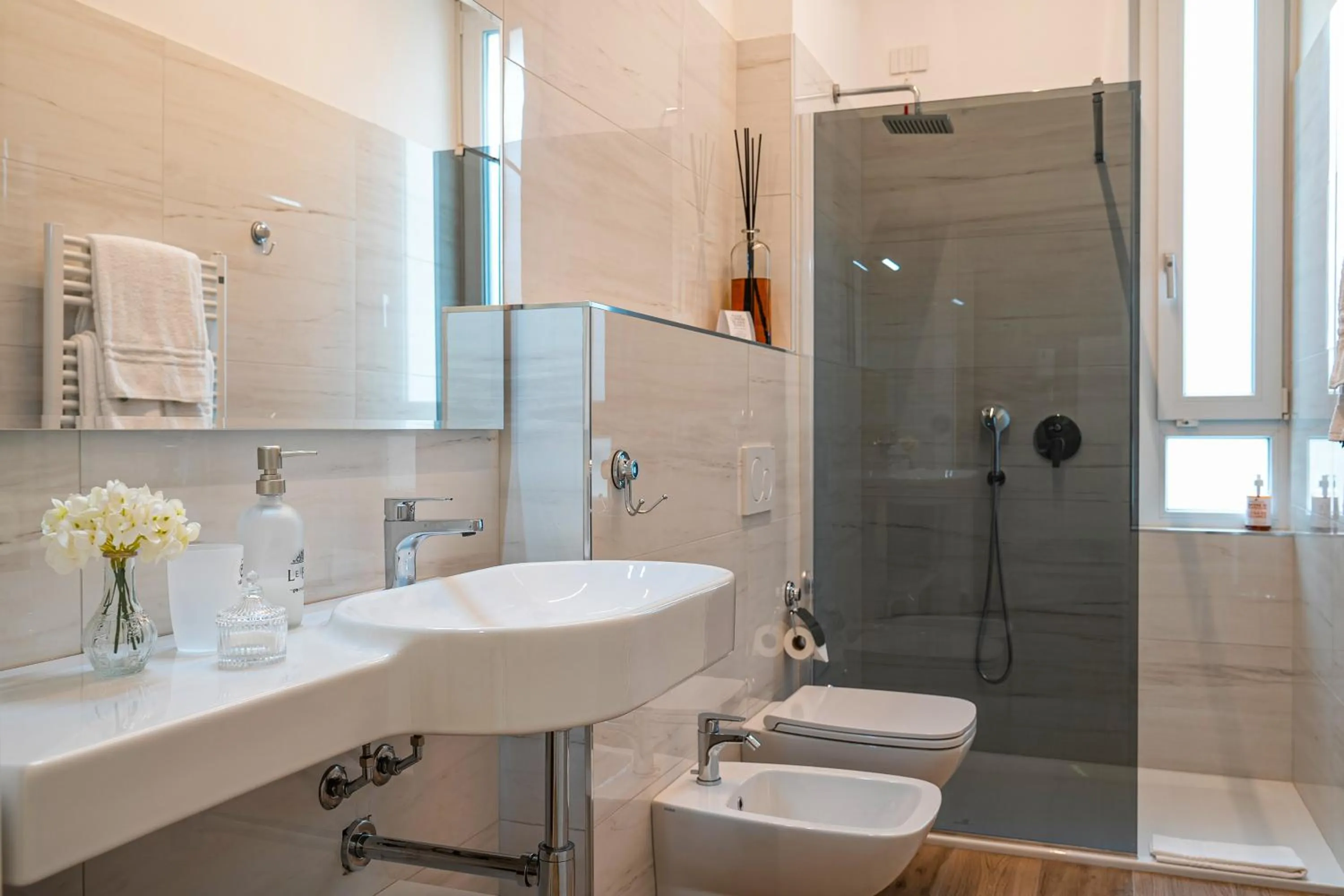 Shower in Villa Tosati