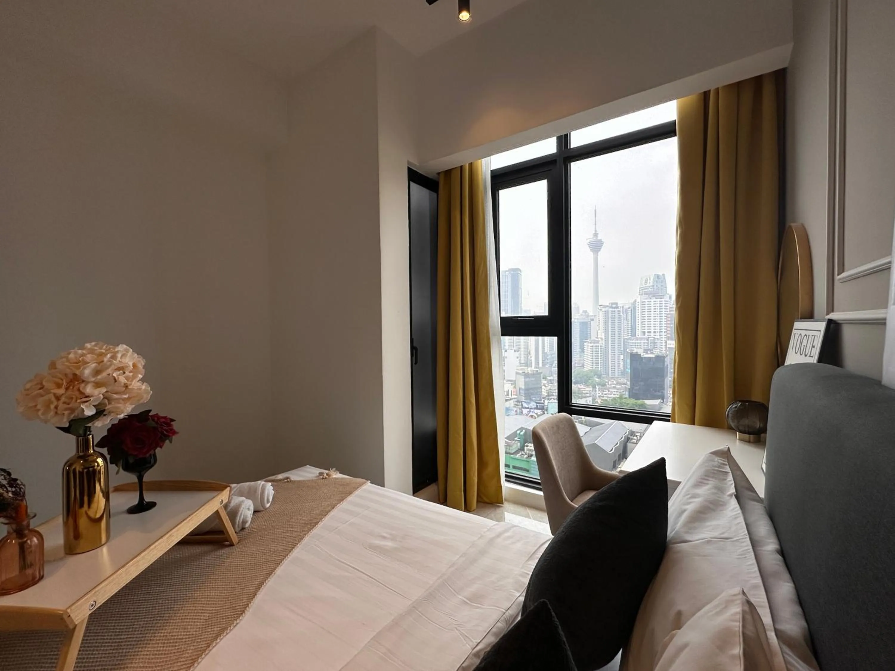 Bed in Axon Residence Bukit Bintang by Luna