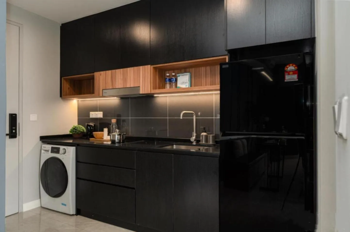 Kitchen or kitchenette in Axon Residence Bukit Bintang by Luna