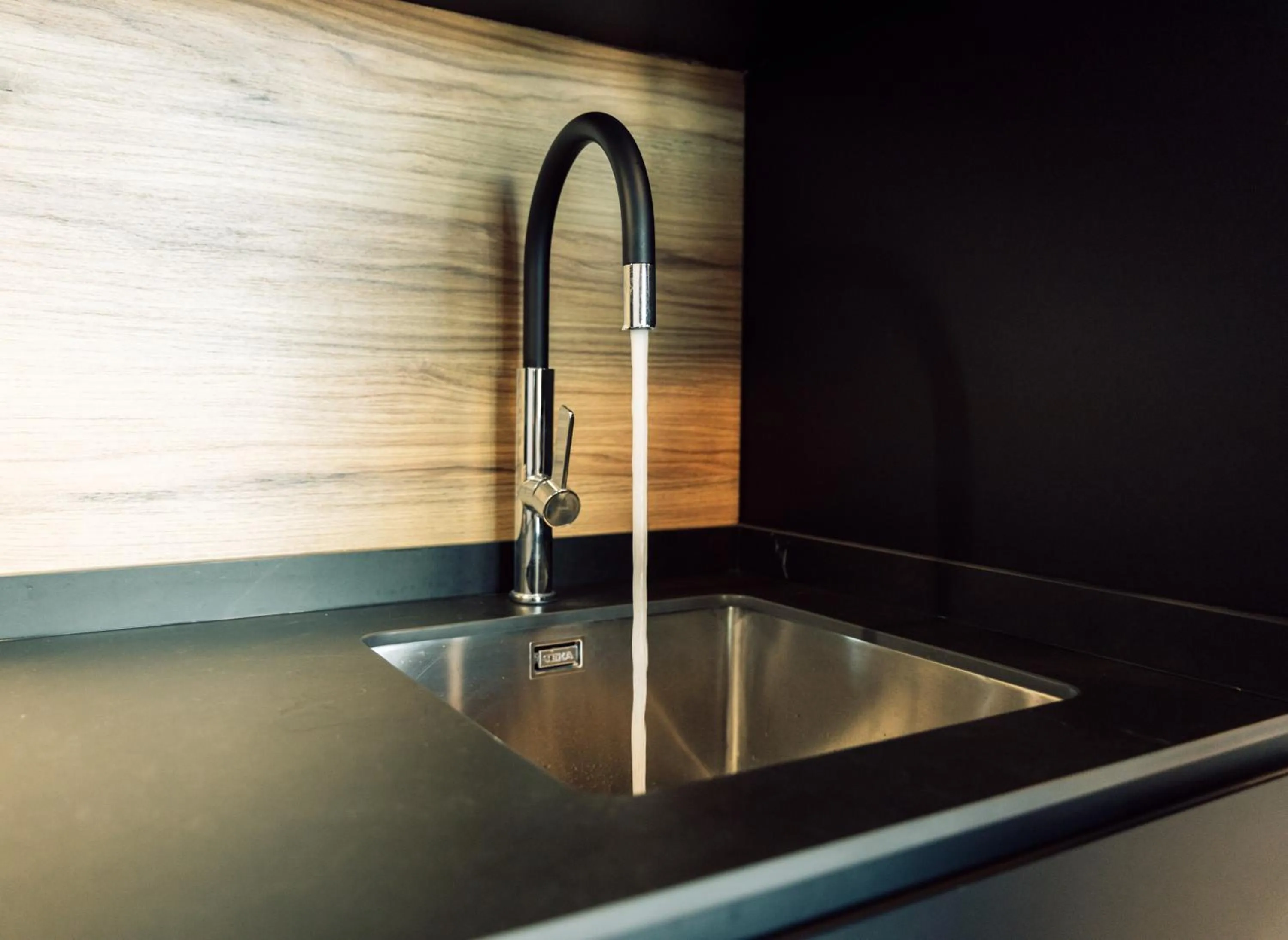 Kitchen or kitchenette in Hotel Estefania Boutique Suites