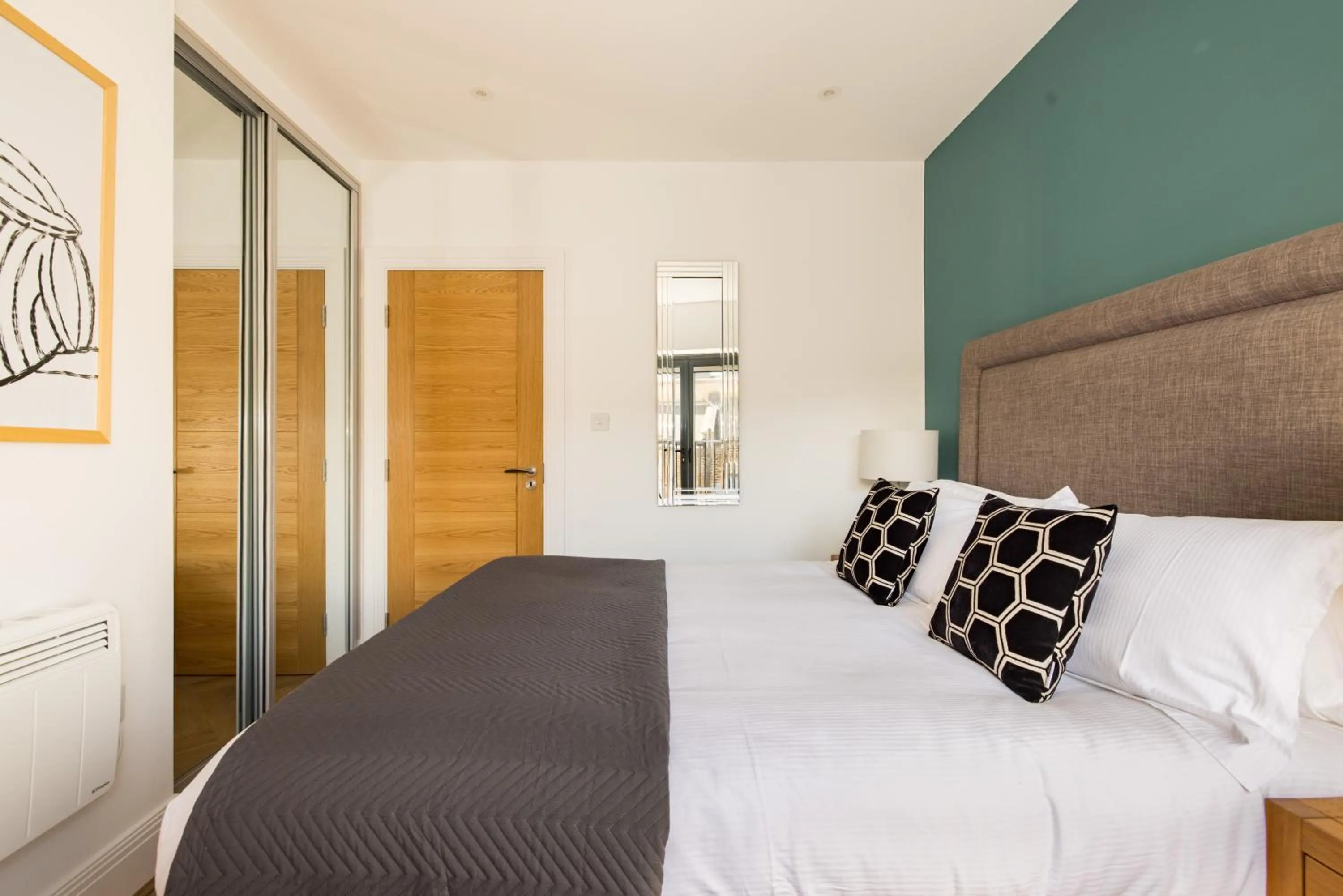 Bedroom, Bed in Charles Hope Staines Riverside