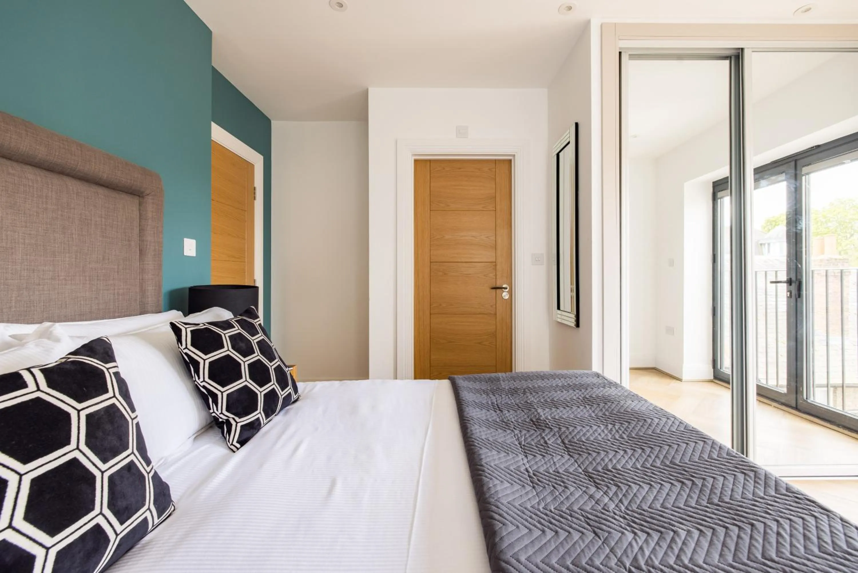 Bedroom, Bed in Charles Hope Staines Riverside