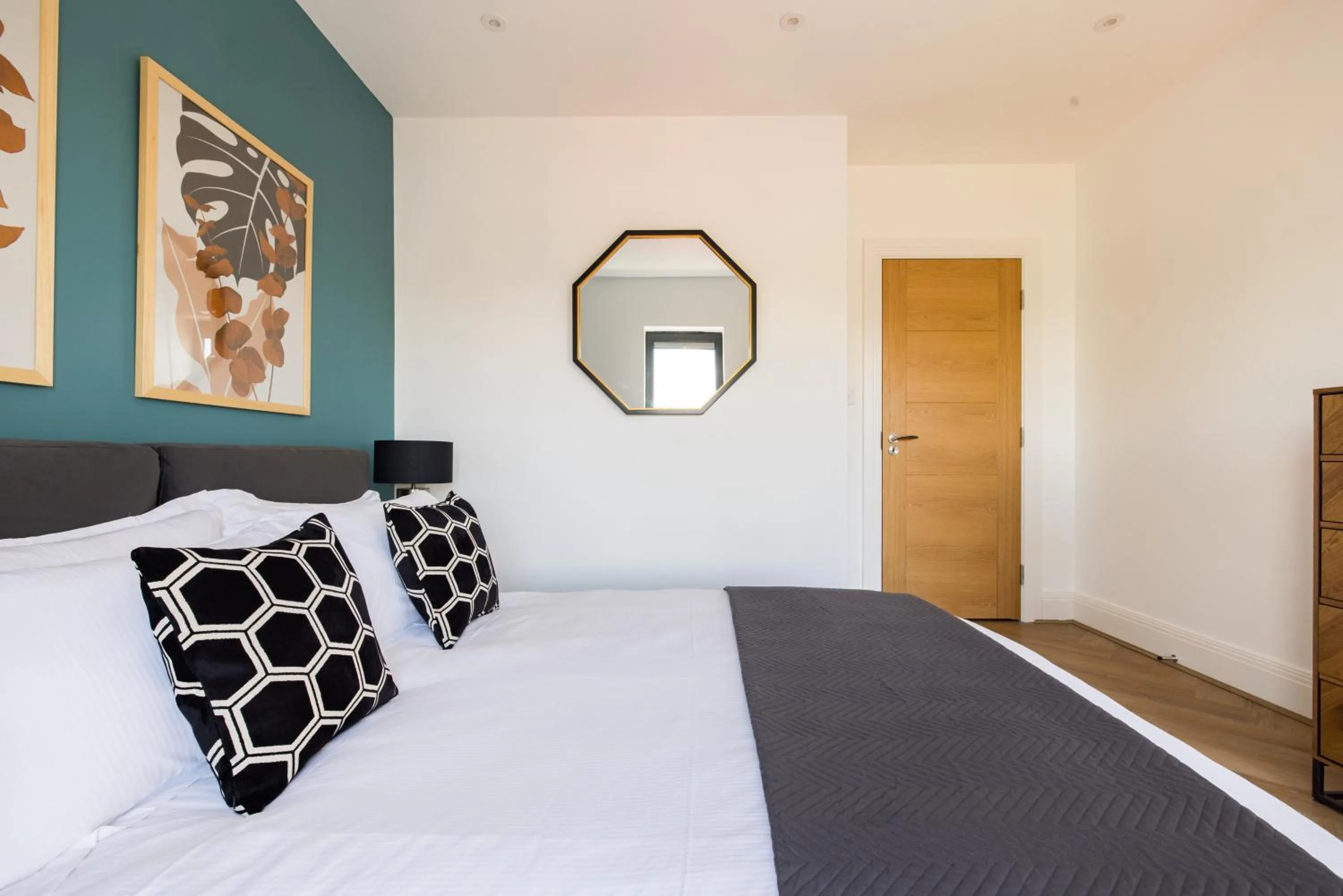 Bedroom, Bed in Charles Hope Staines Riverside