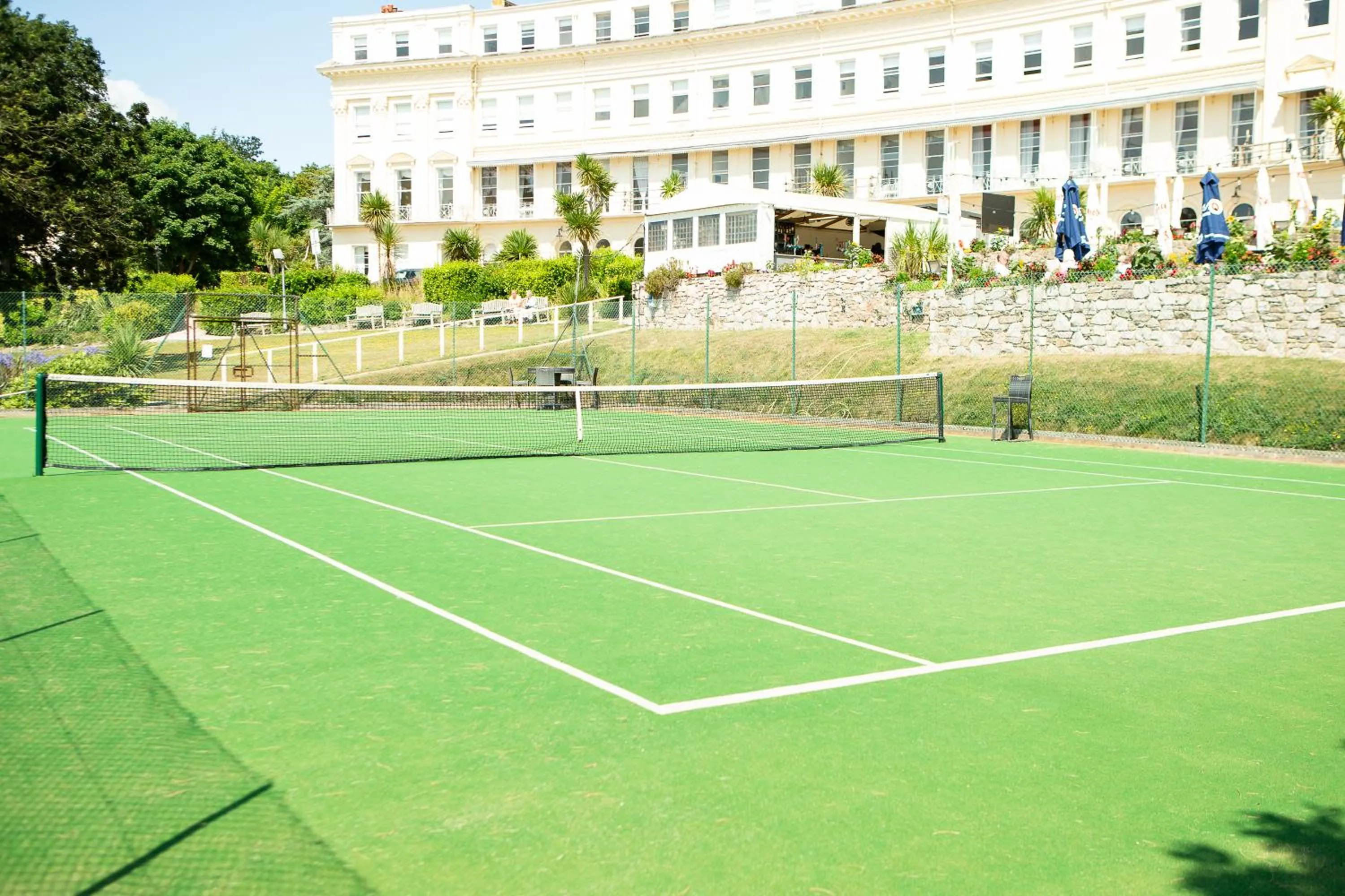 Tennis court in The Osborne Hotel