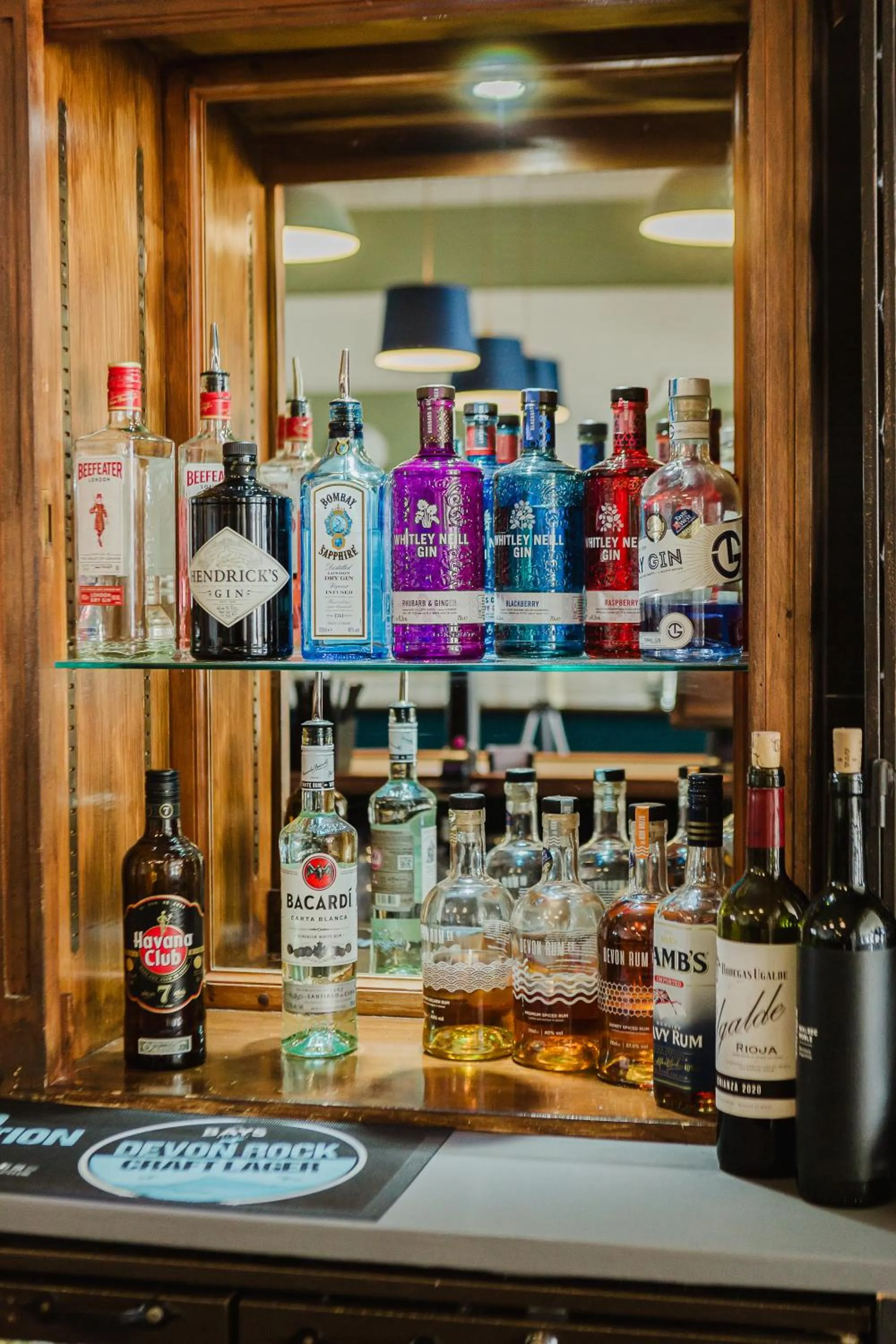 Lounge or bar in The Osborne Hotel