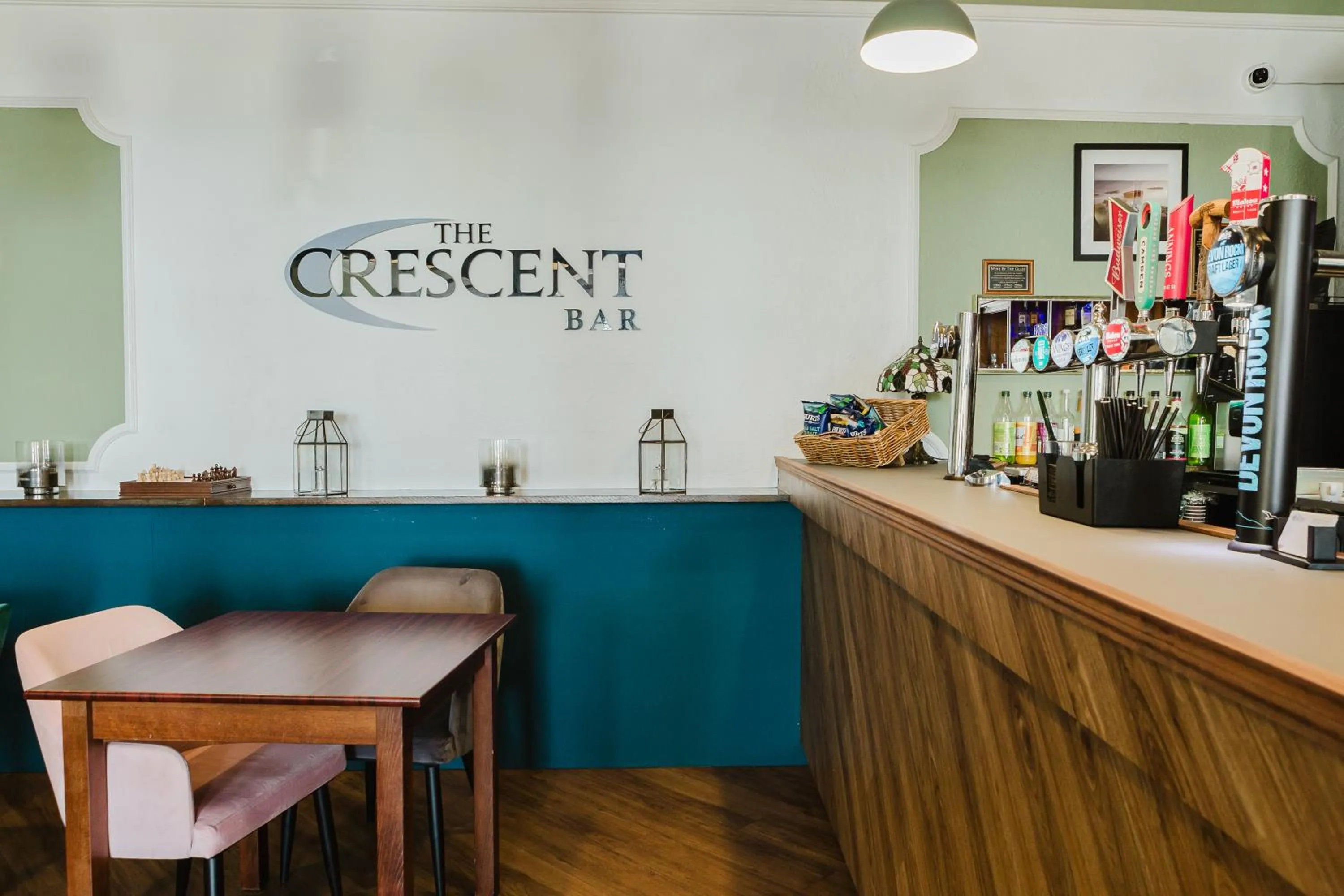 Lounge or bar in The Osborne Hotel