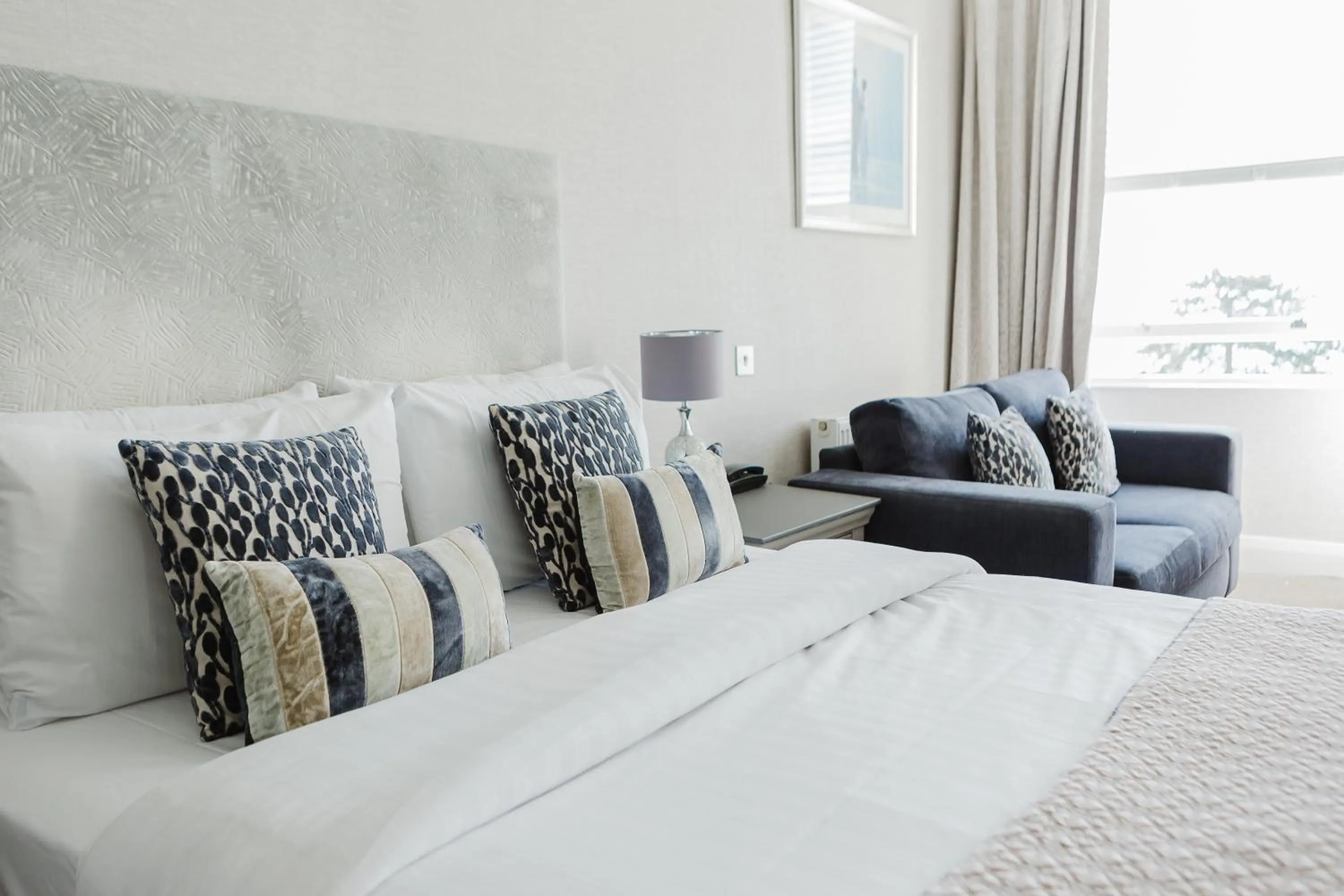 Bed in The Osborne Hotel