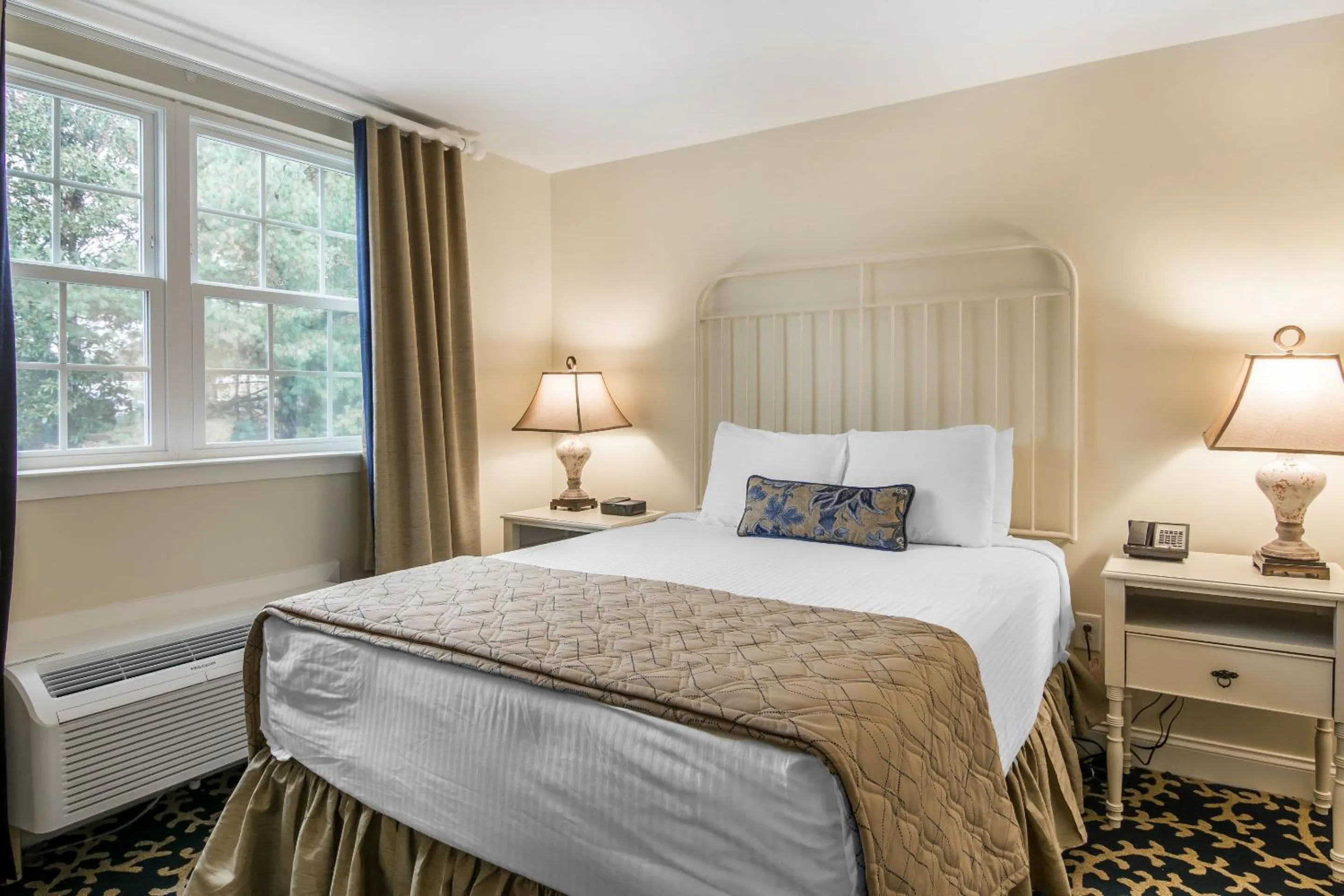 Bed in Shenandoah Wilderness Traveler