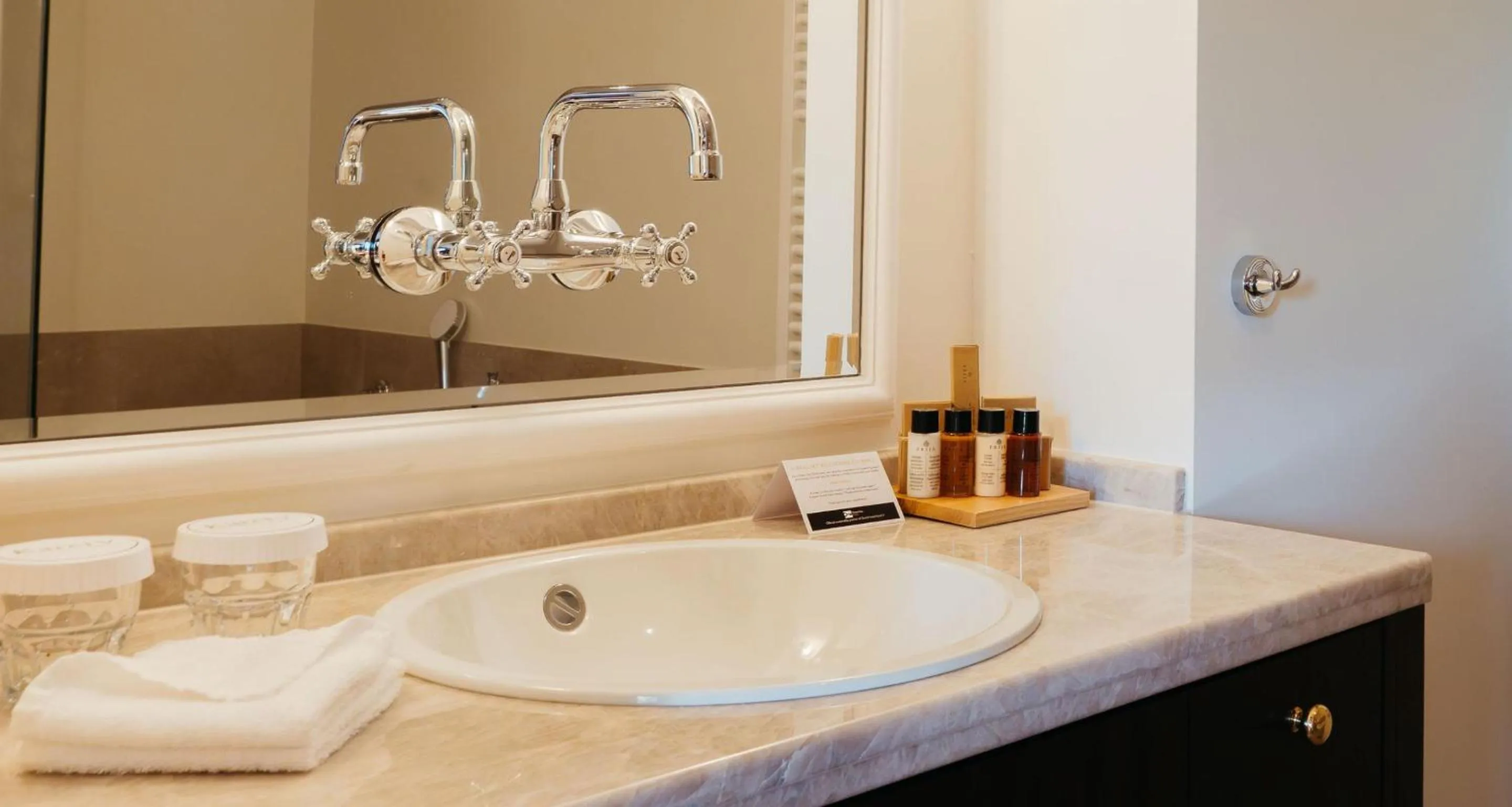 Bathroom in Grand Hotel Karel V