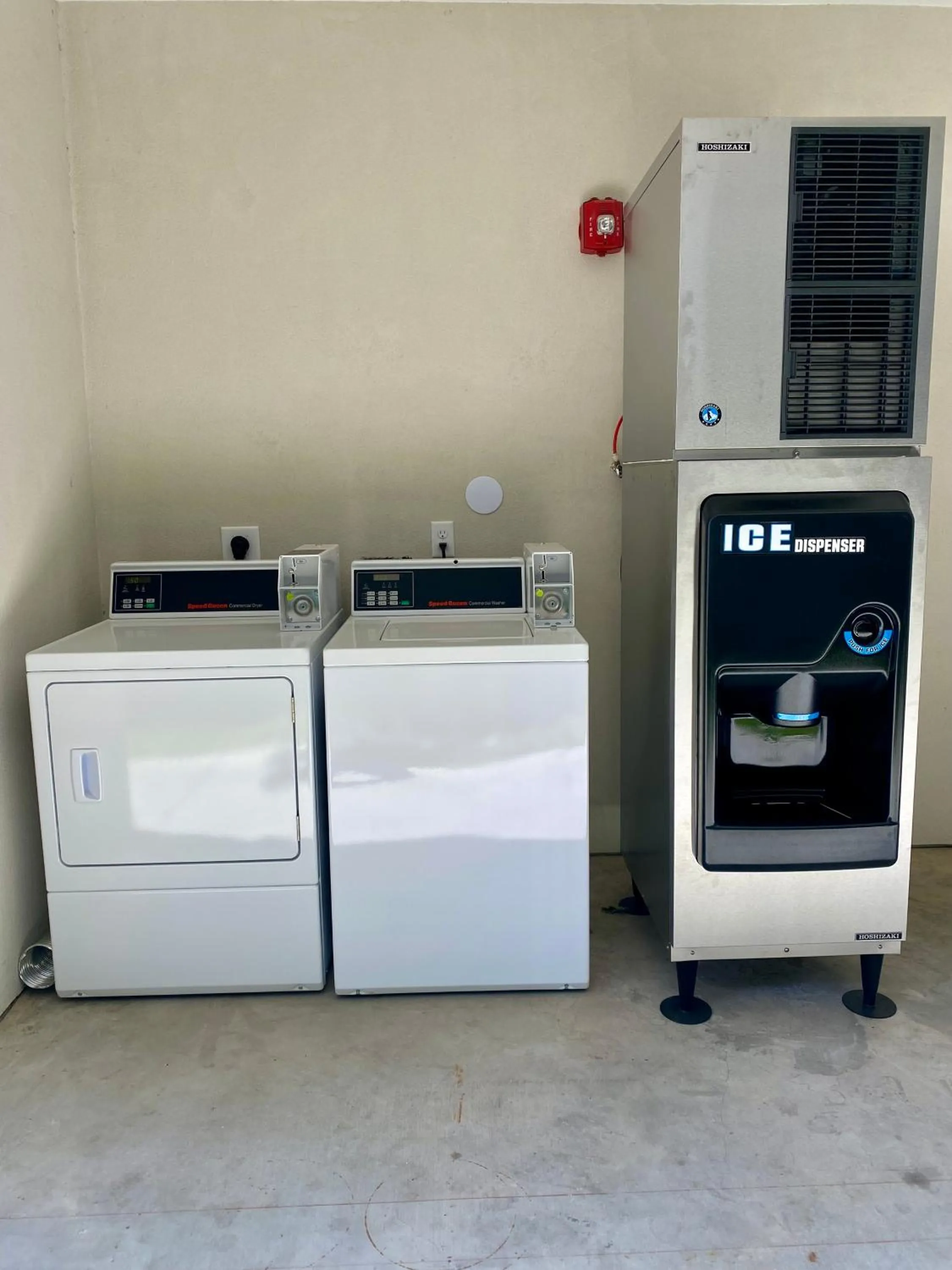 washing machine in Blue Star Inn