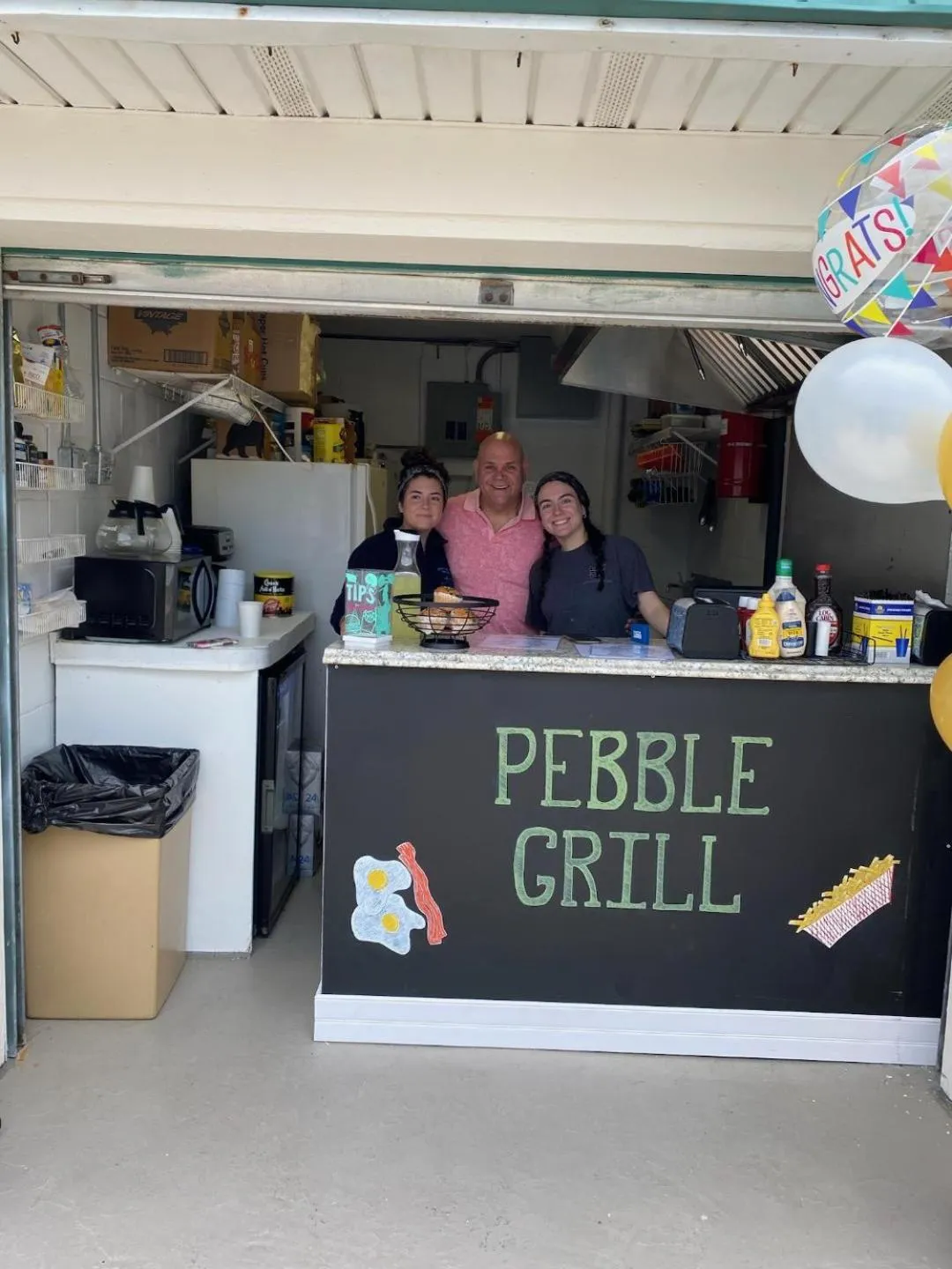 Restaurant/places to eat in Sand Pebble Motor Lodge