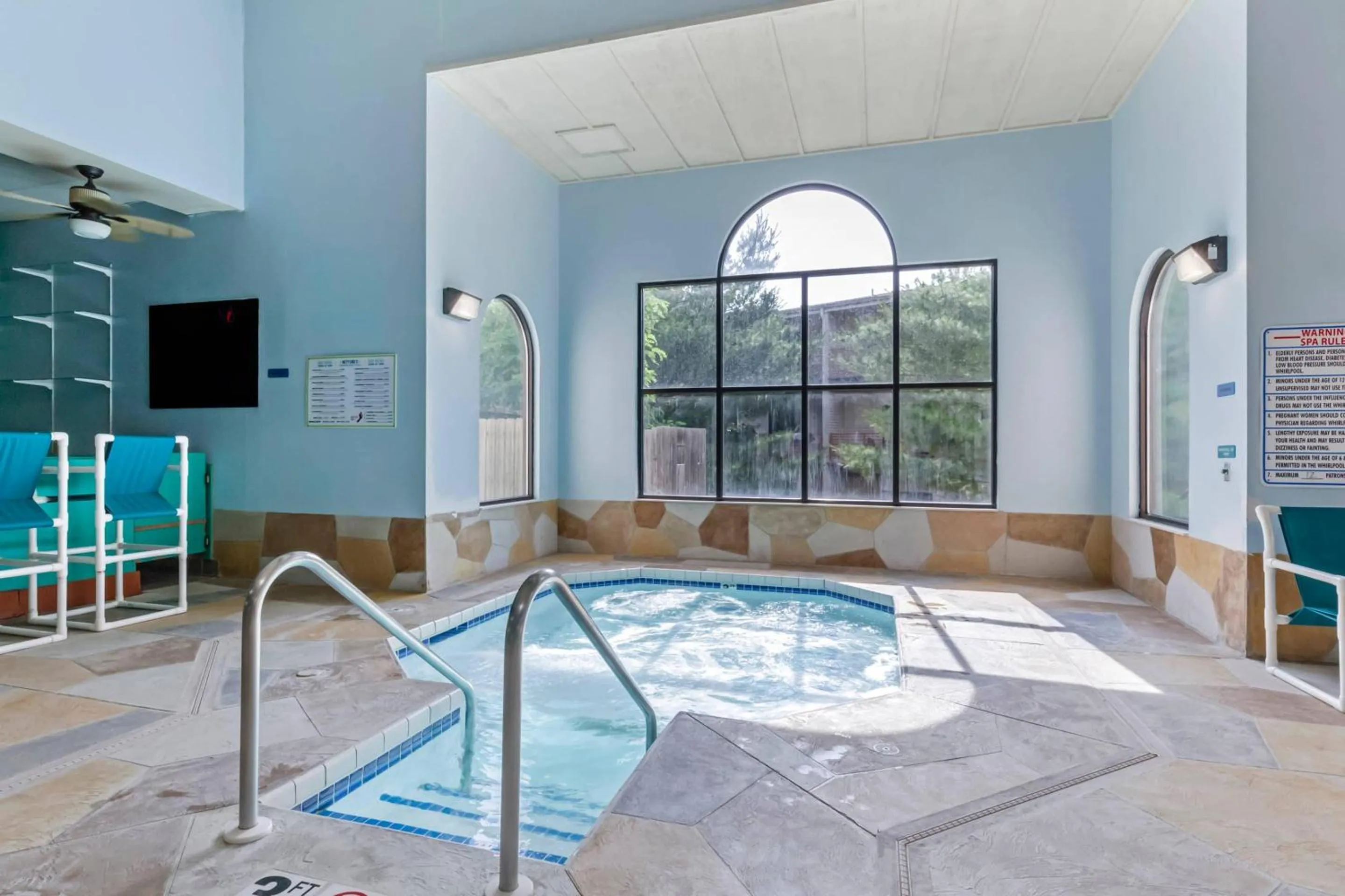 Swimming pool in Atlantis Family Waterpark Hotel, an Ascend Collection Hotel