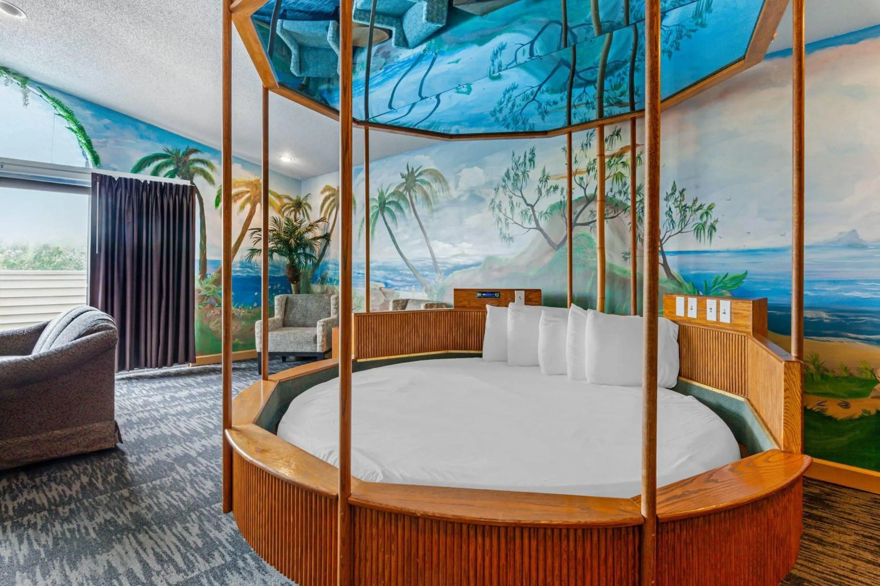 Bedroom in Atlantis Family Waterpark Hotel, an Ascend Collection Hotel