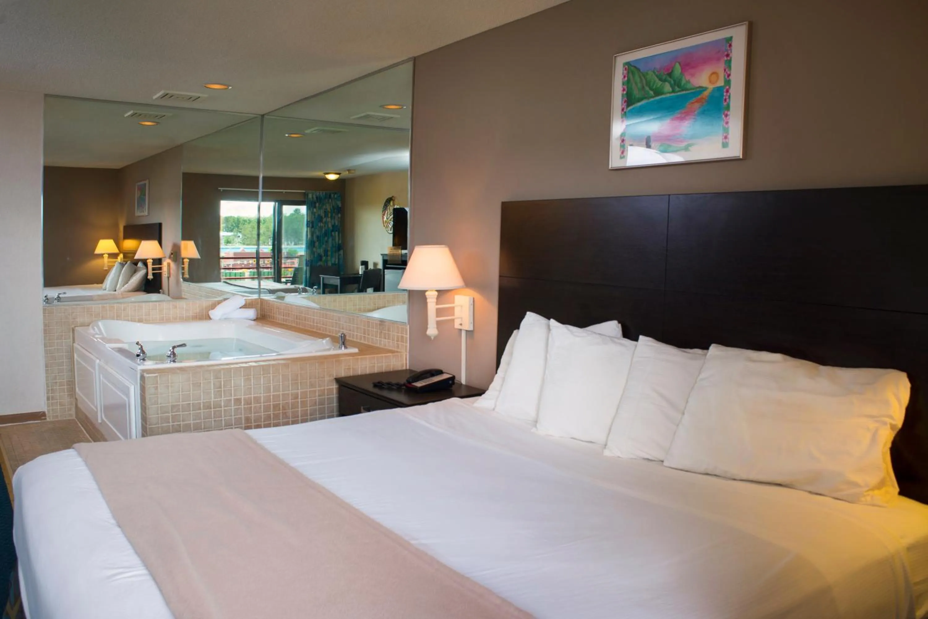 Hot Tub in Atlantis Family Waterpark Hotel, an Ascend Collection Hotel