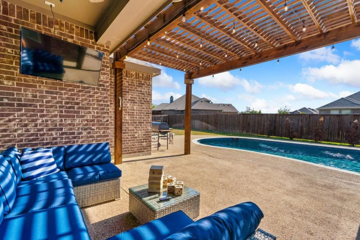 The Noble House Near Magnolia & Baylor W Pool