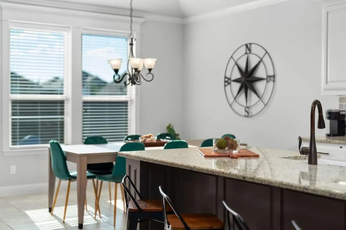 The Noble House Near Magnolia & Baylor W Pool