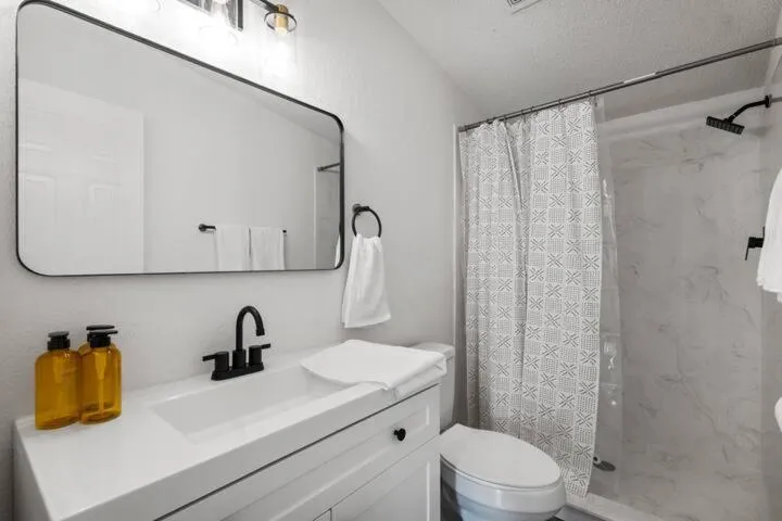 Bathroom in Starlight Horizon