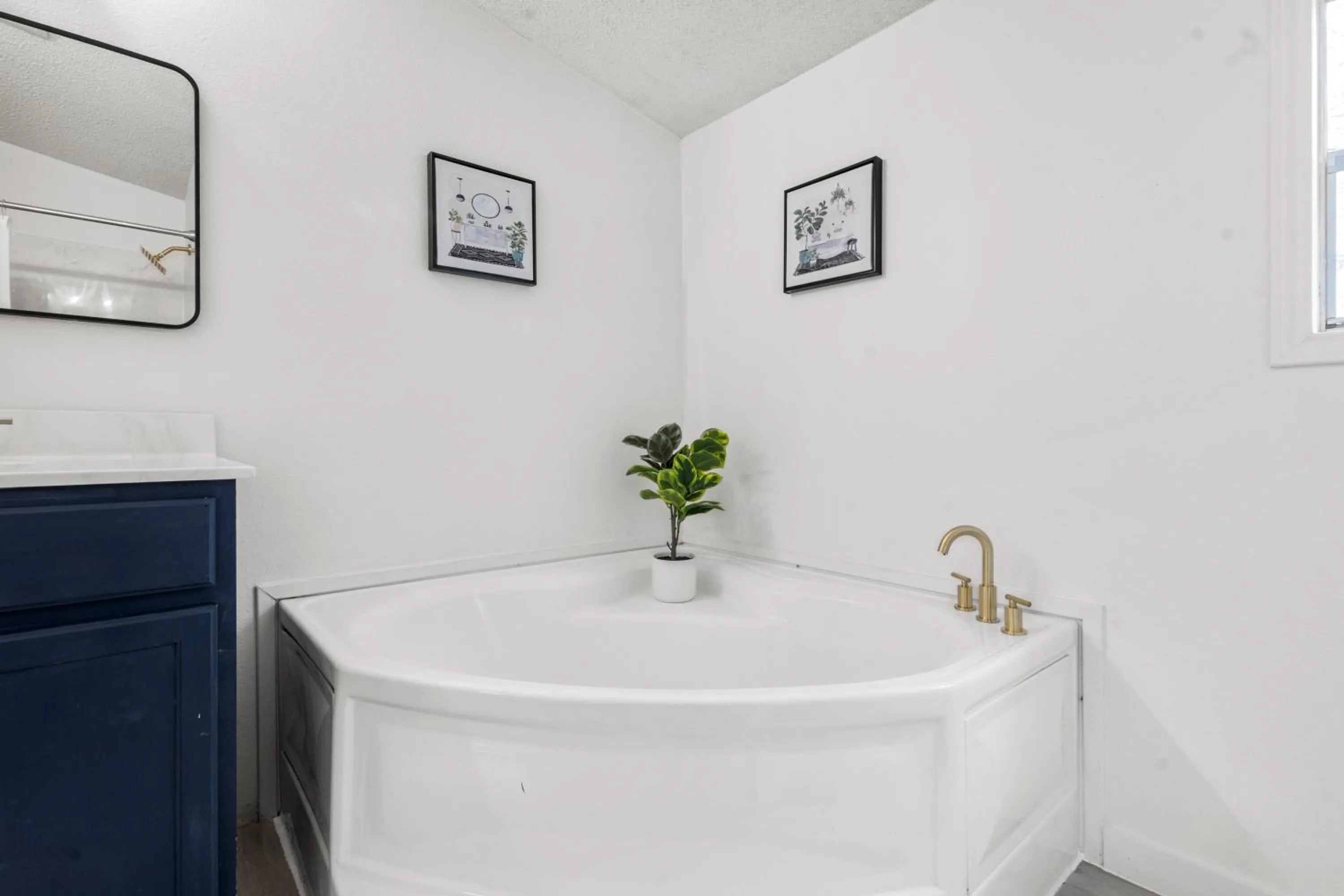 Bathroom in Starlight Horizon