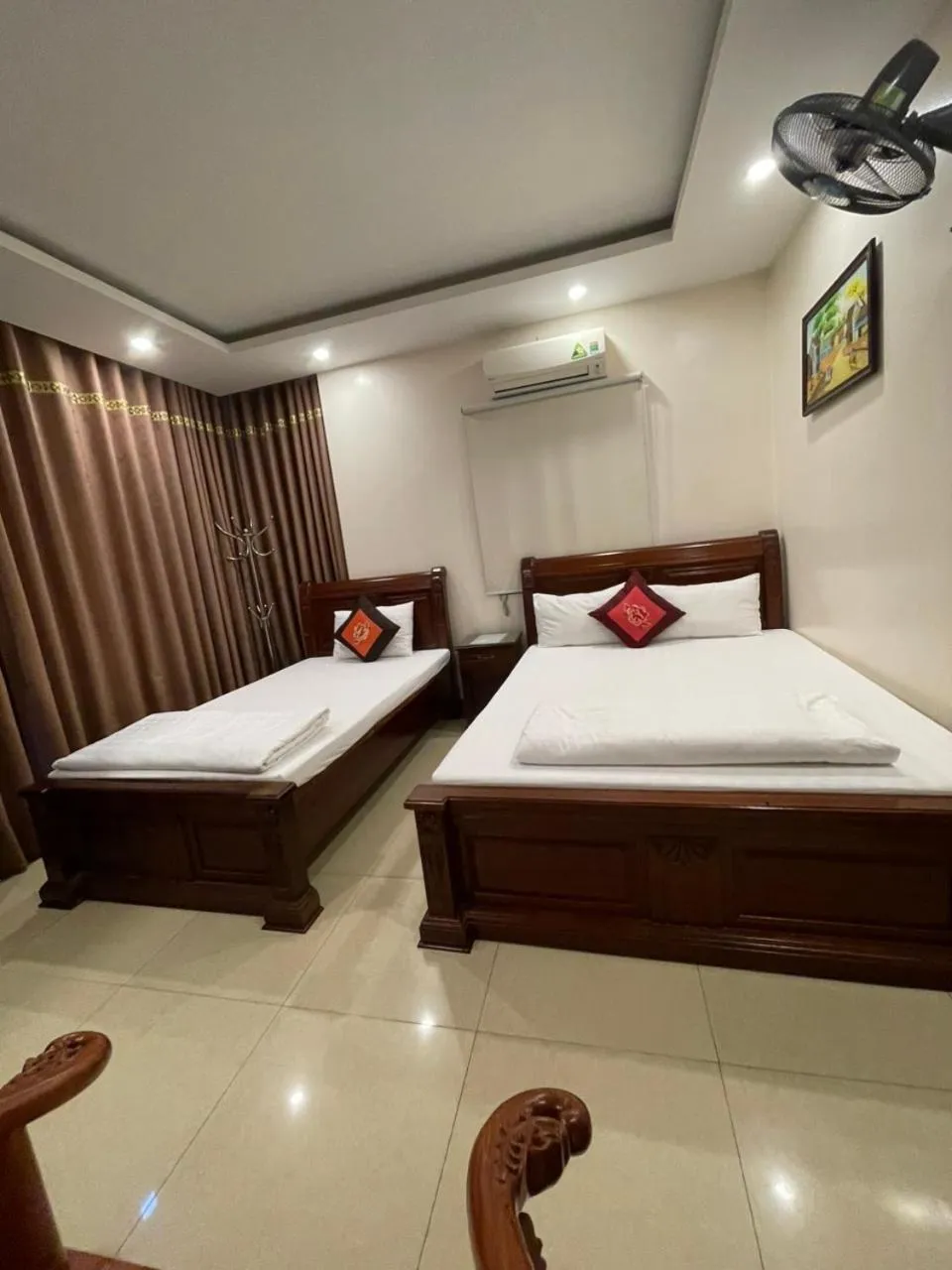 Bed in Phúc Quý -149B Lê Duẩn HN - by BAY LUXURY