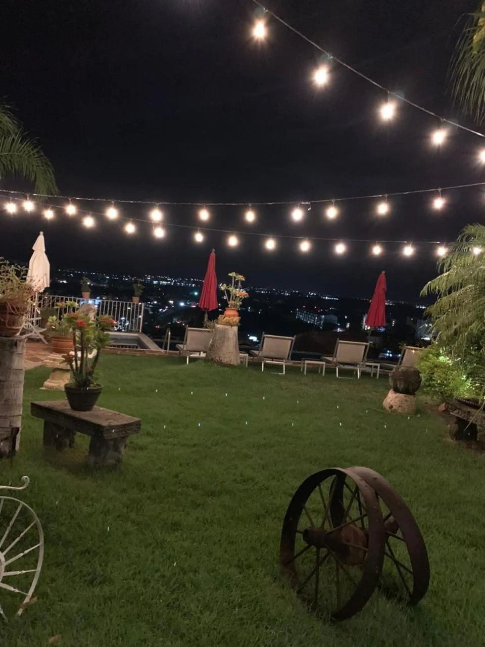 Garden in Villa Bella Bed & Breakfast Inn