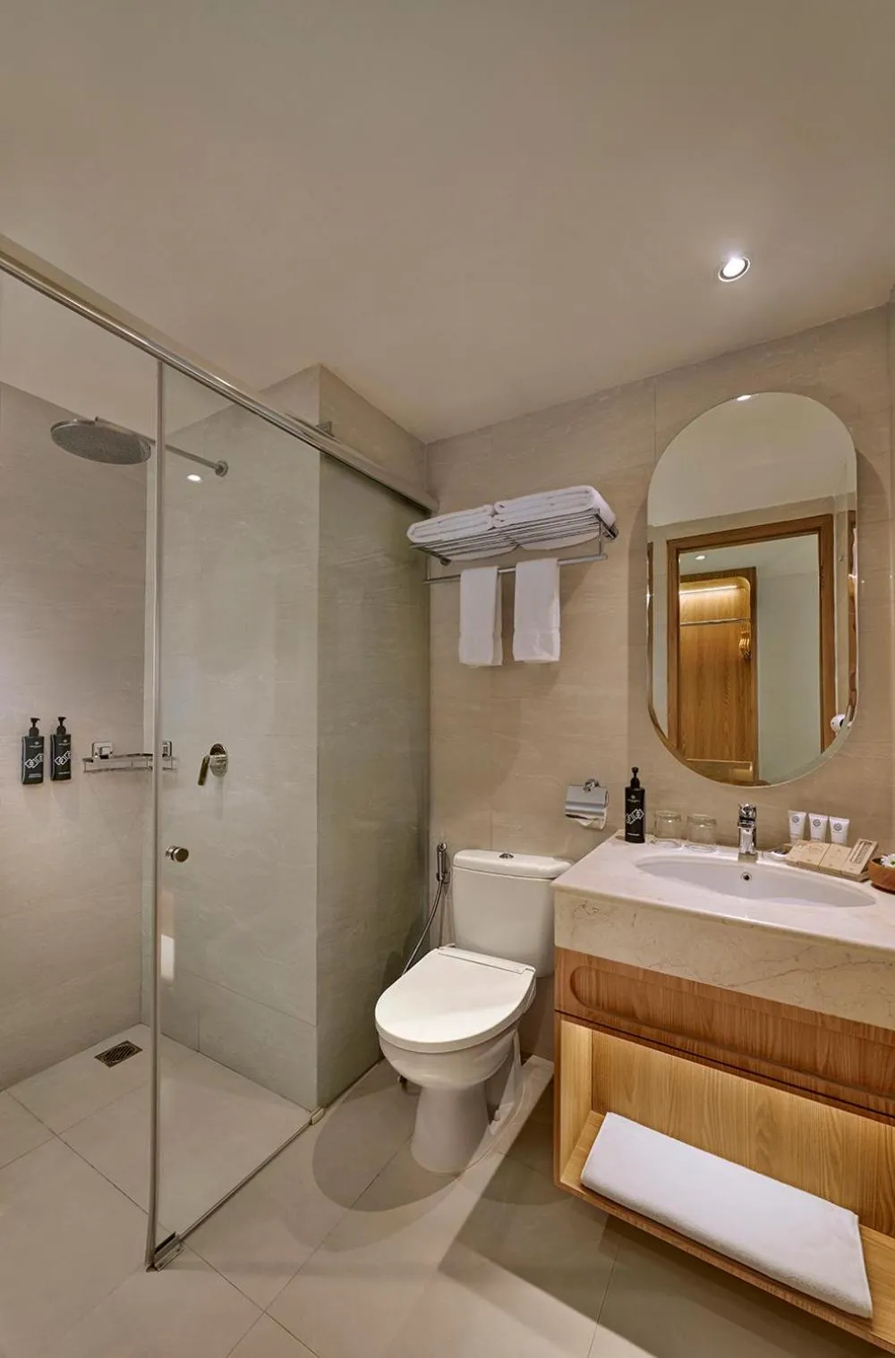 Bathroom in Golden Hill by Golden Tulip