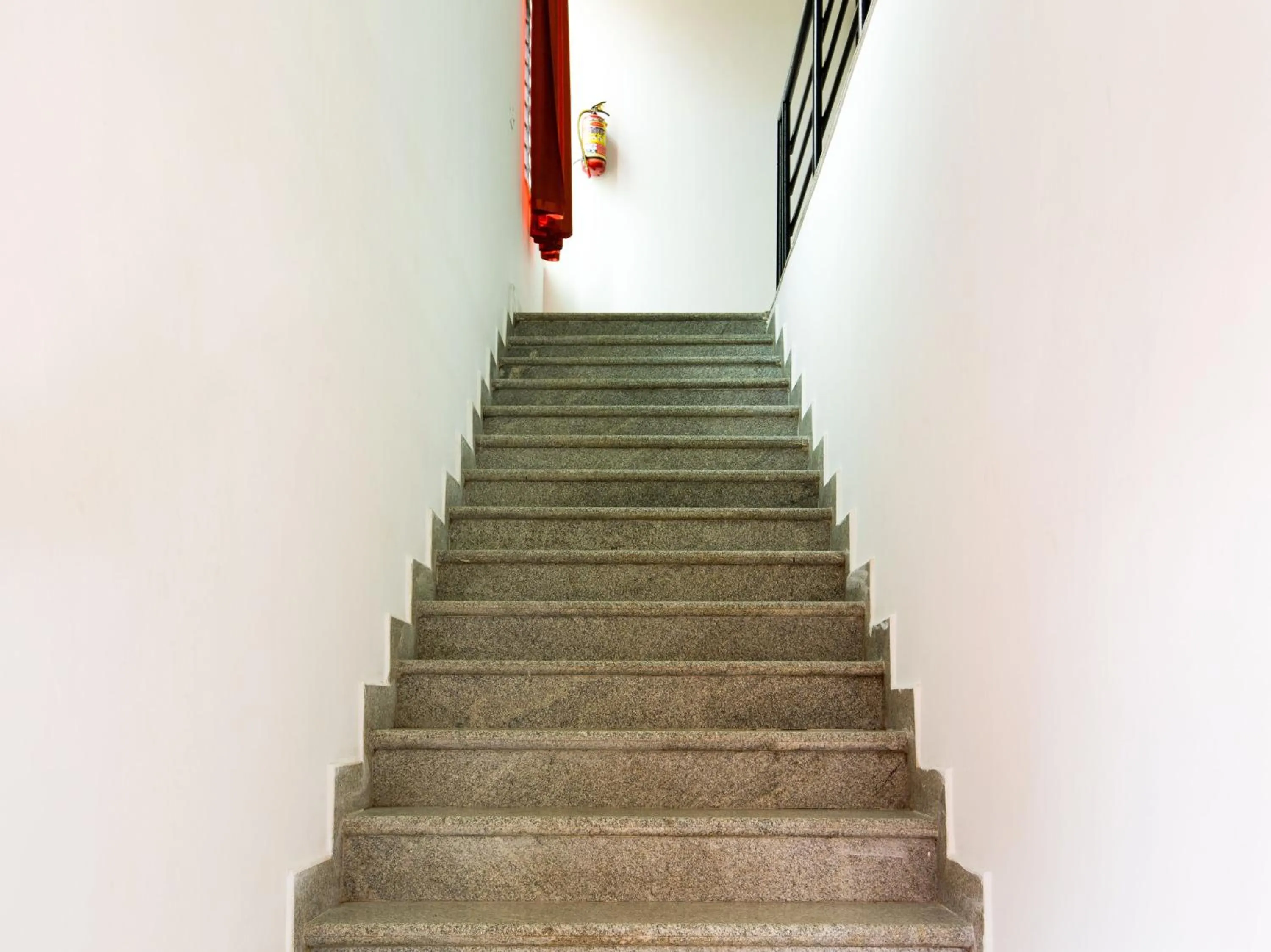 Lobby or reception in Hotel O Manjushree Boarding & Lodging nearby Dr.BR Ambedkar Stadium Basveshwar nagar