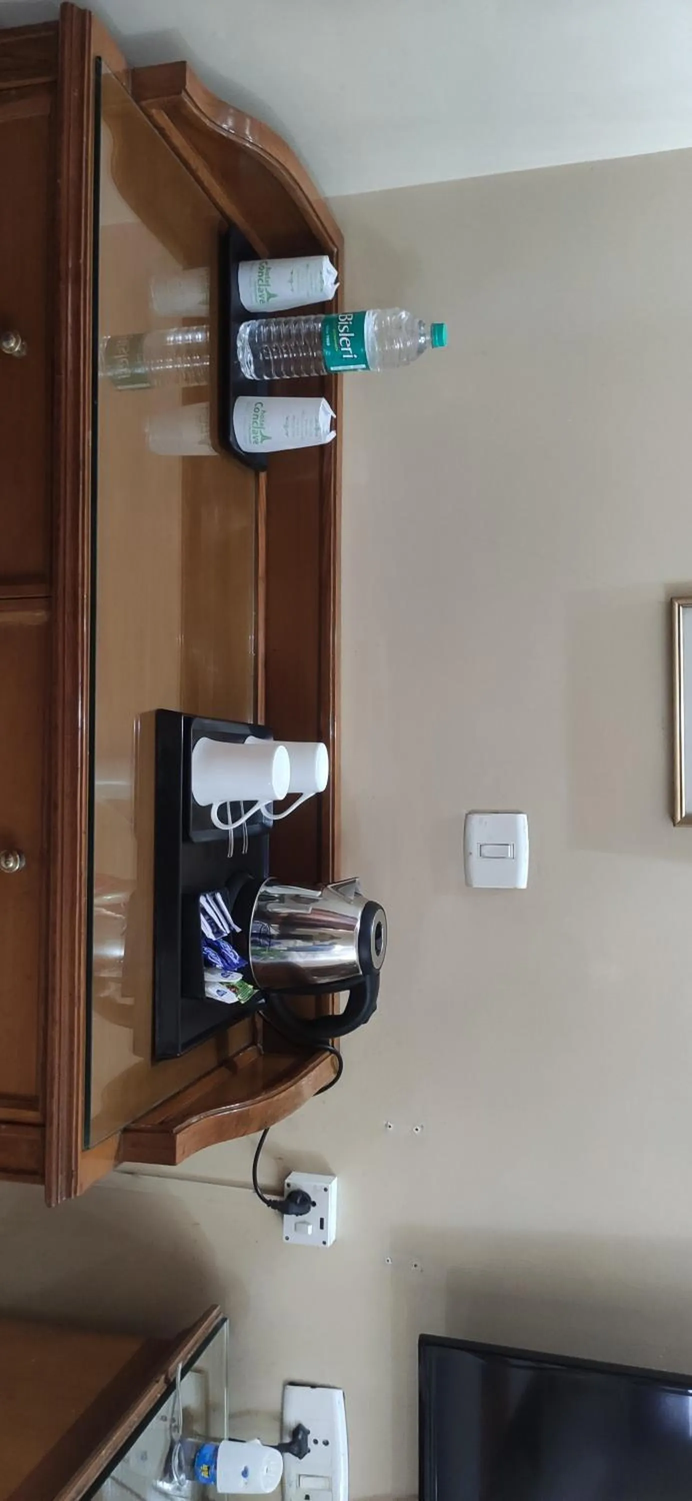 HOTEL CONCLAVE EXECUTIVE