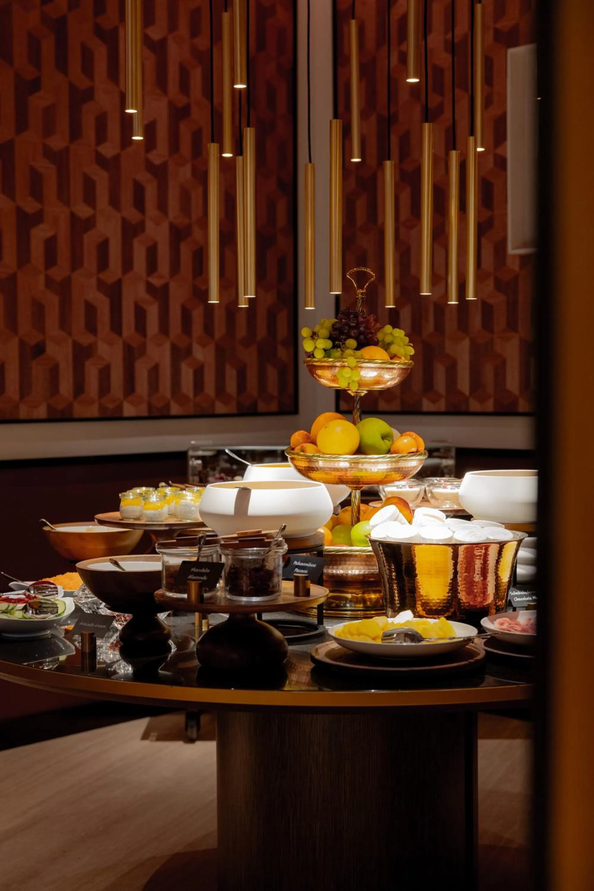 Breakfast in Mandarin Oriental Savoy, Zurich