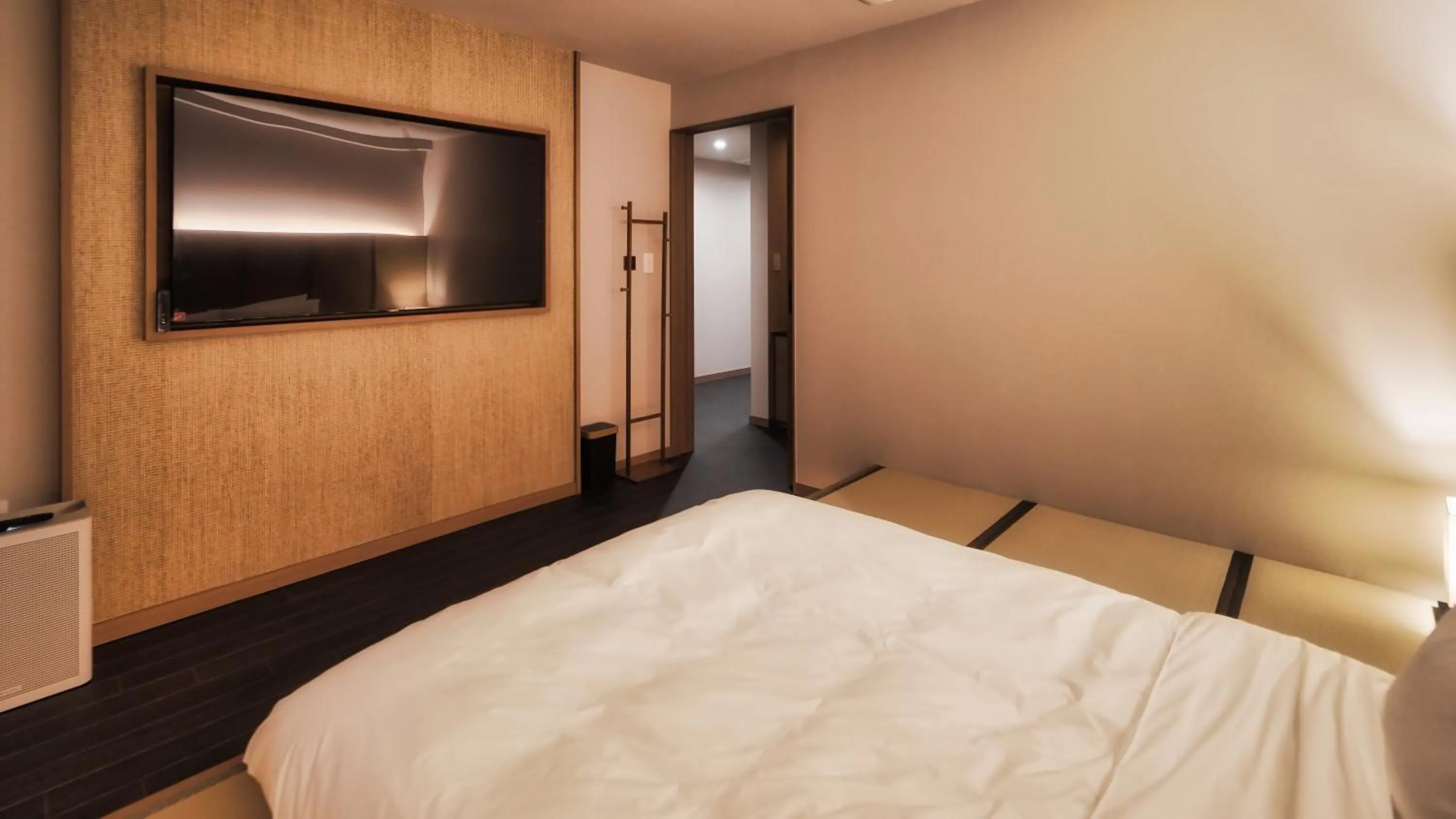 Bed in Gyeongju Denbasta Ryokan