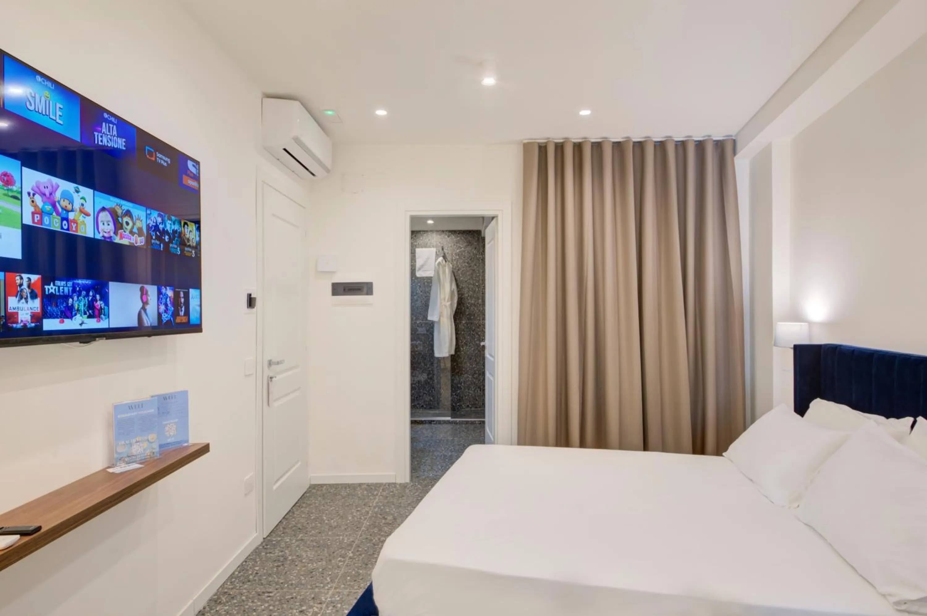 Bed in Well Suites - Piazza dei Martiri