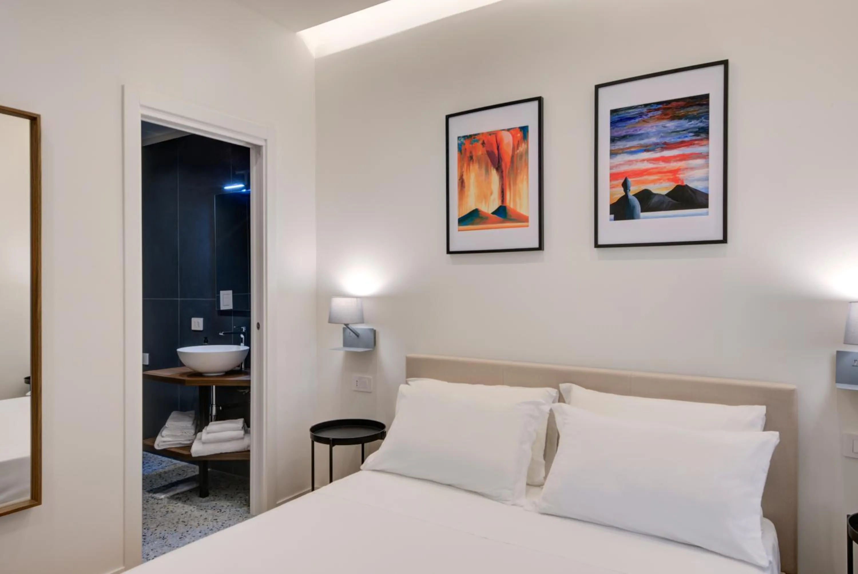 Bed in Well Suites - Piazza dei Martiri