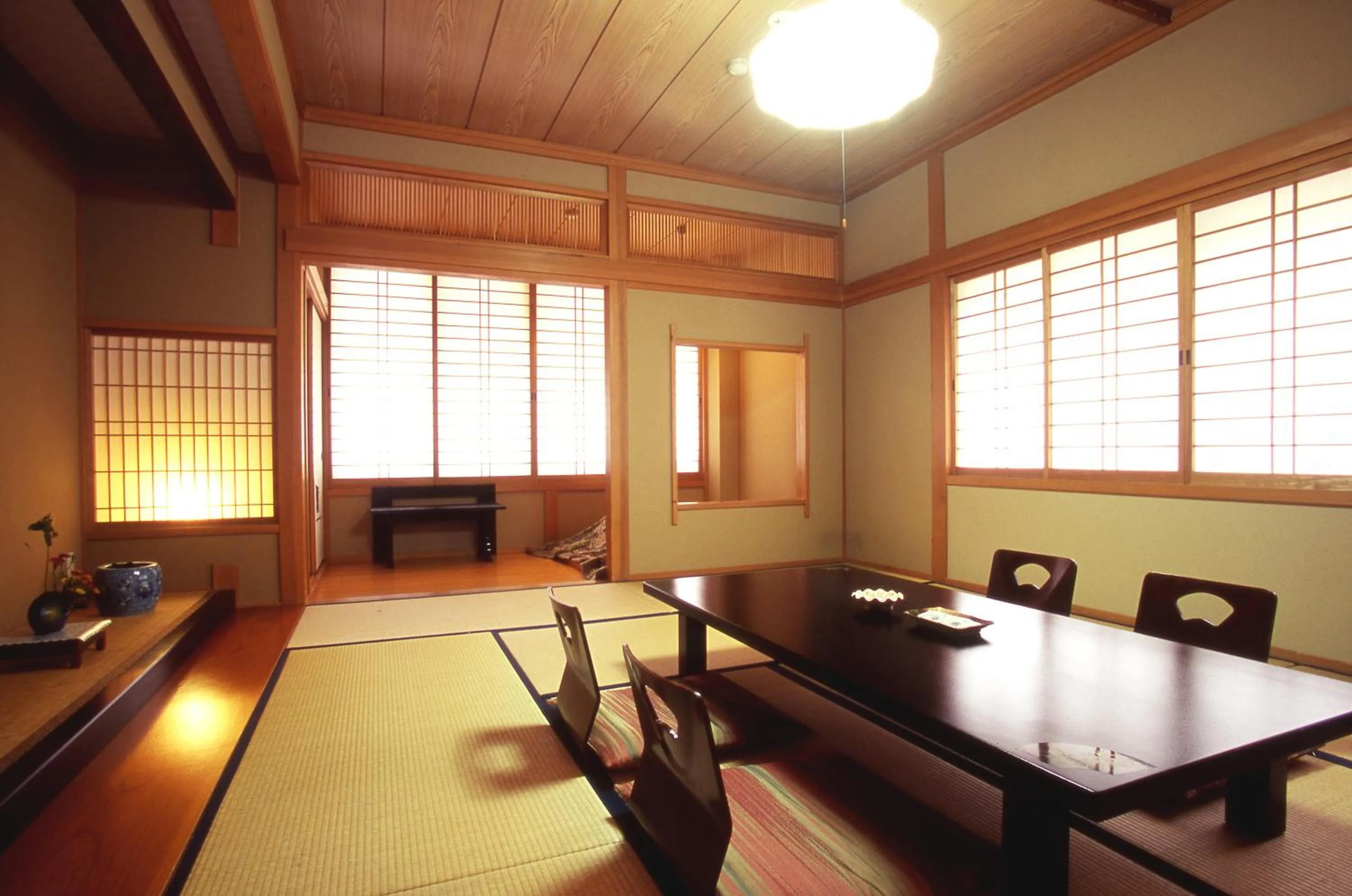 Japanese-Style Room with Shared Bathroom and View in Yumerindo