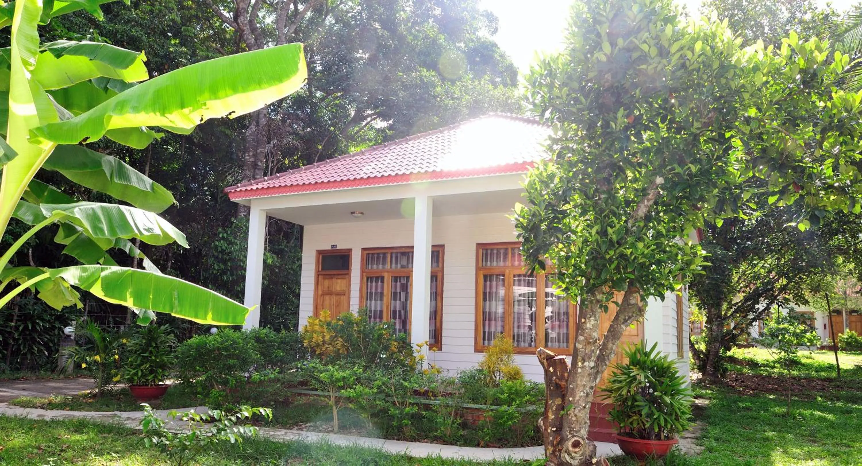 Property building in Tang Thanh Phat Resort