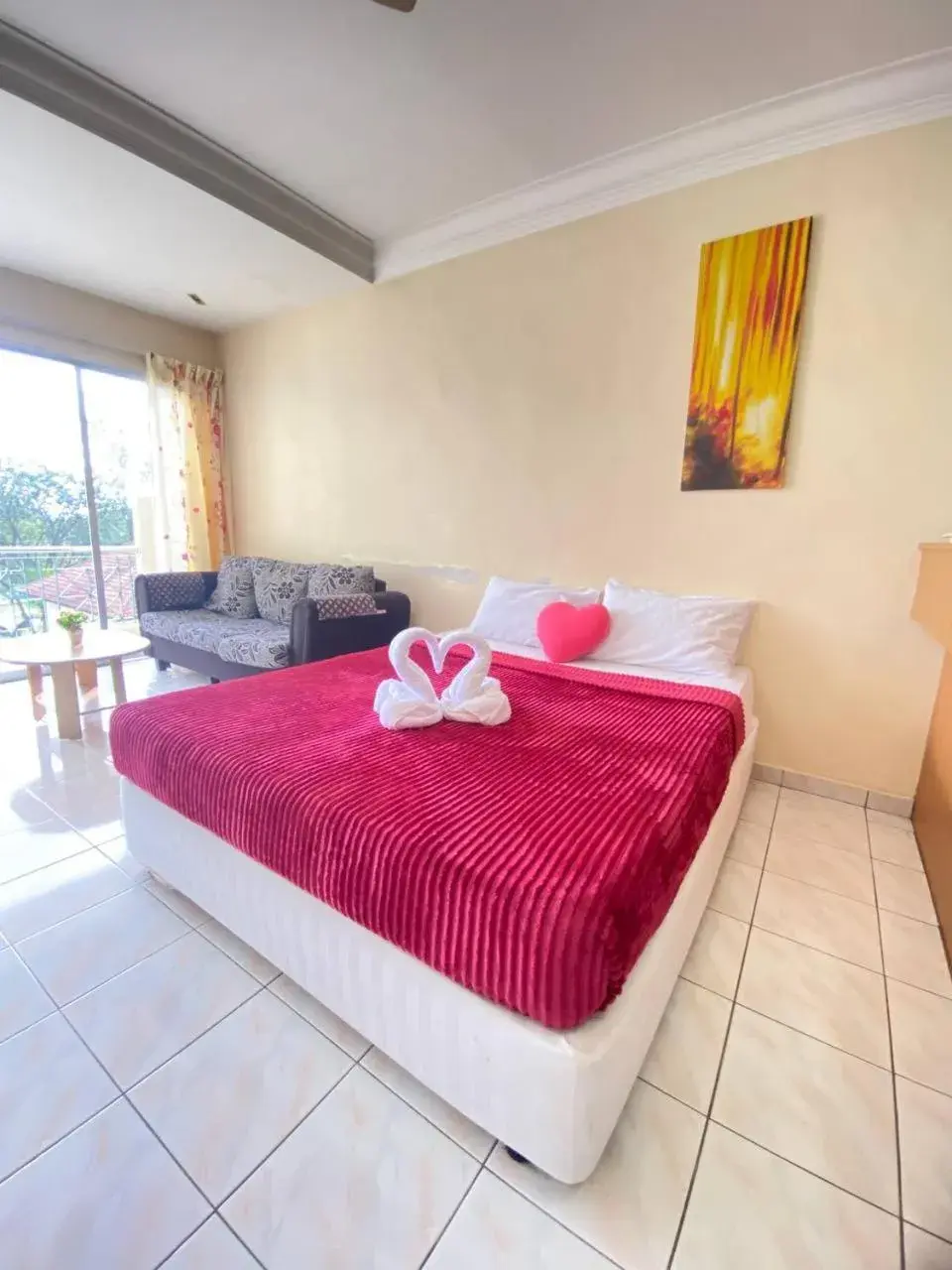 Deluxe Apartment in Teluk Batik Holiday Apartment Deluxe Apartment in Teluk Batik Holiday Apartment