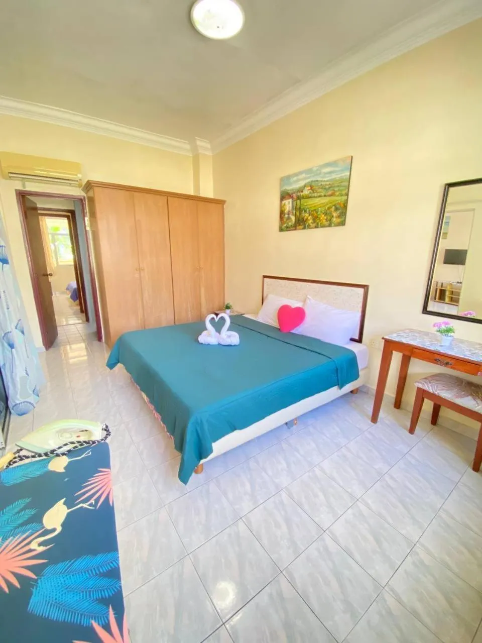 Bedroom, Bed in Teluk Batik Holiday Apartment