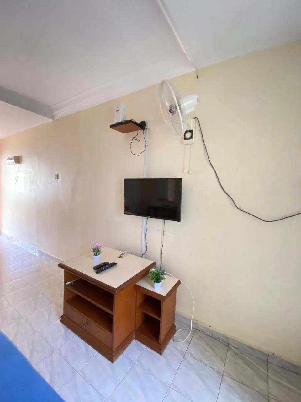 TV and multimedia in Teluk Batik Holiday Apartment